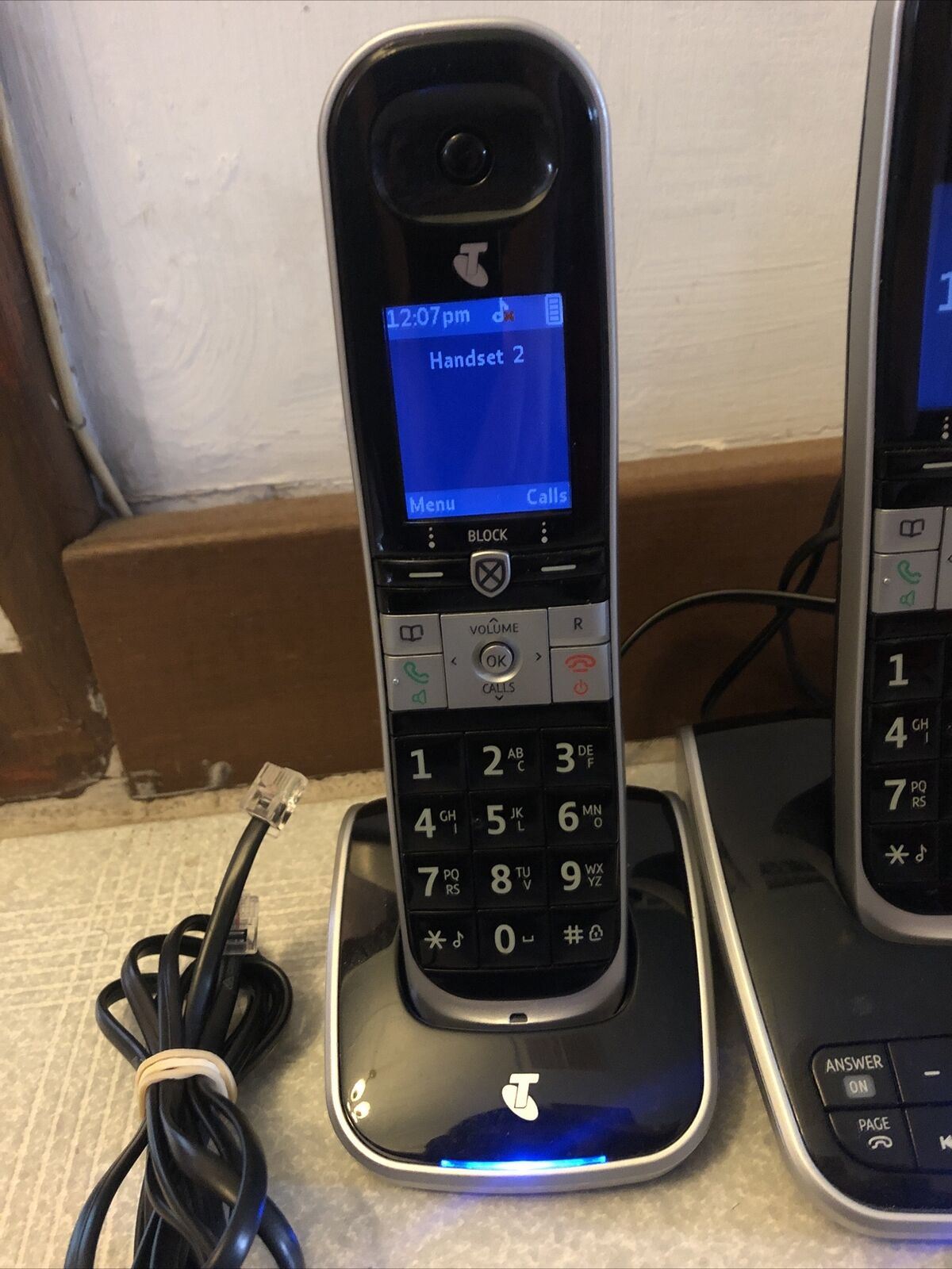 Telstra Call Guardian 301 Cordless Dual Handset with Answering Machine