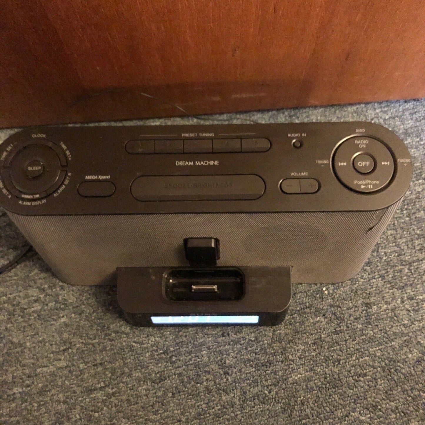 Sony Dream Machine ICF-C1iPMK2 Clock Radio IPod Dock