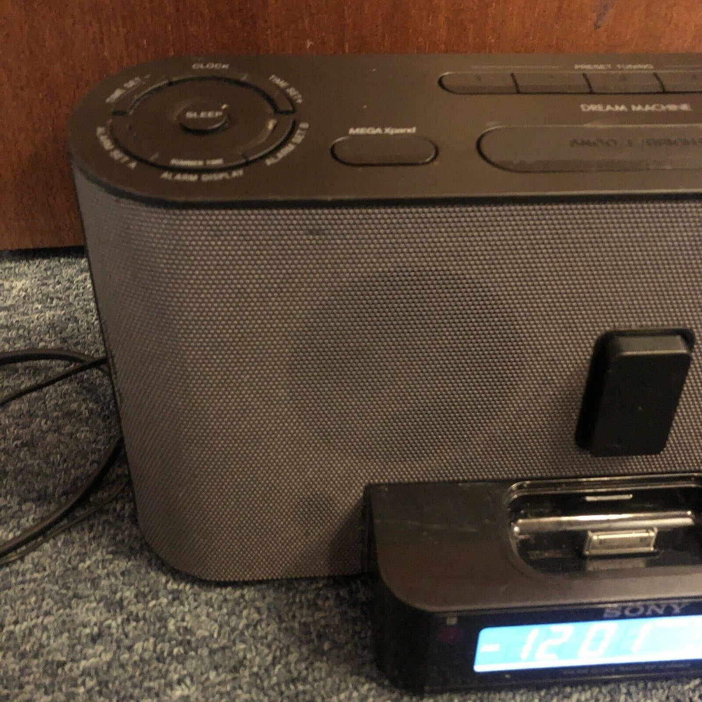 Sony Dream Machine ICF-C1iPMK2 Clock Radio IPod Dock