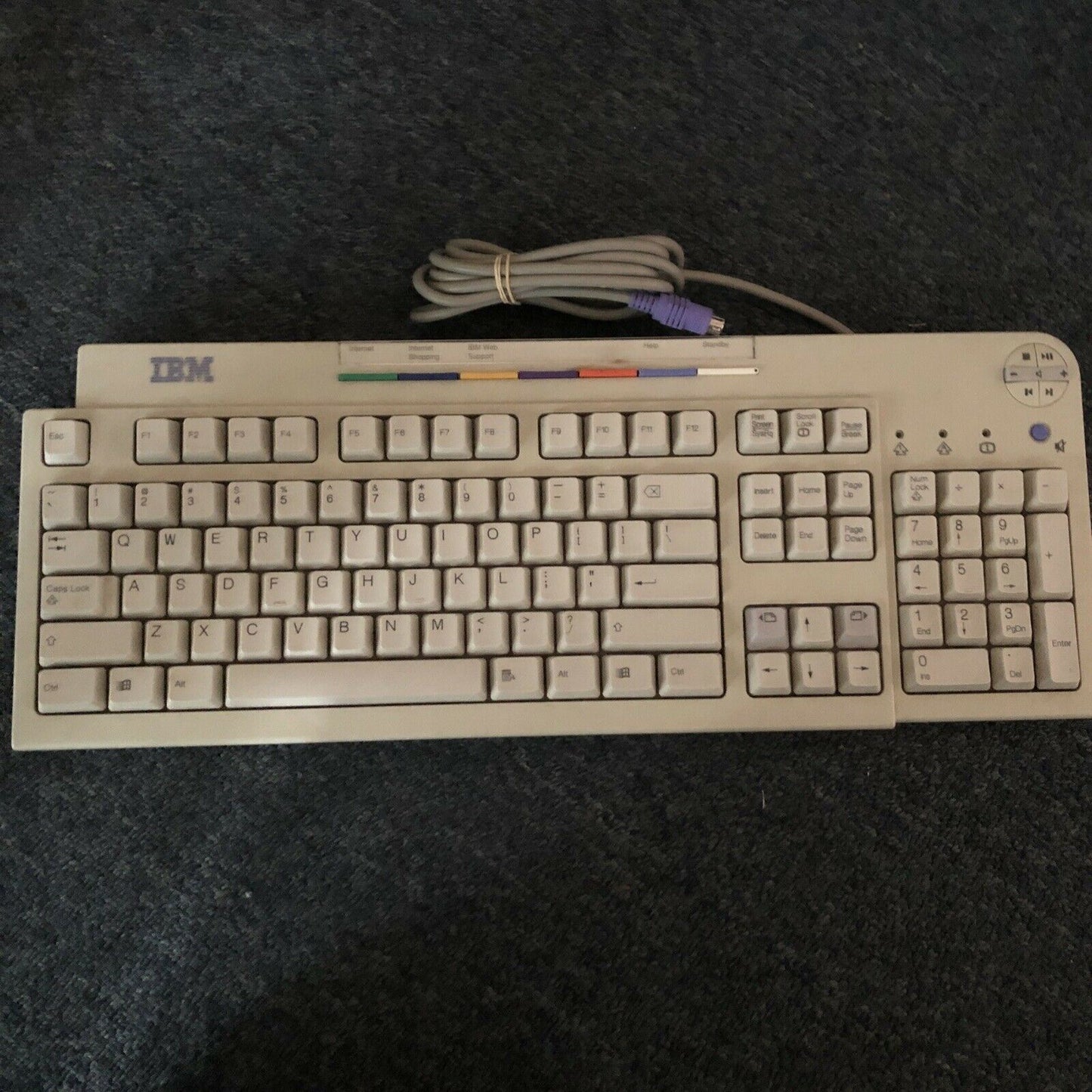 IBM Vintage Computer Keyboard Beige KB-9930 / 37L2609 PS/2