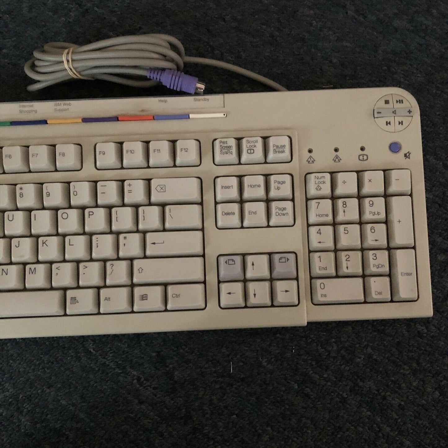 IBM Vintage Computer Keyboard Beige KB-9930 / 37L2609 PS/2