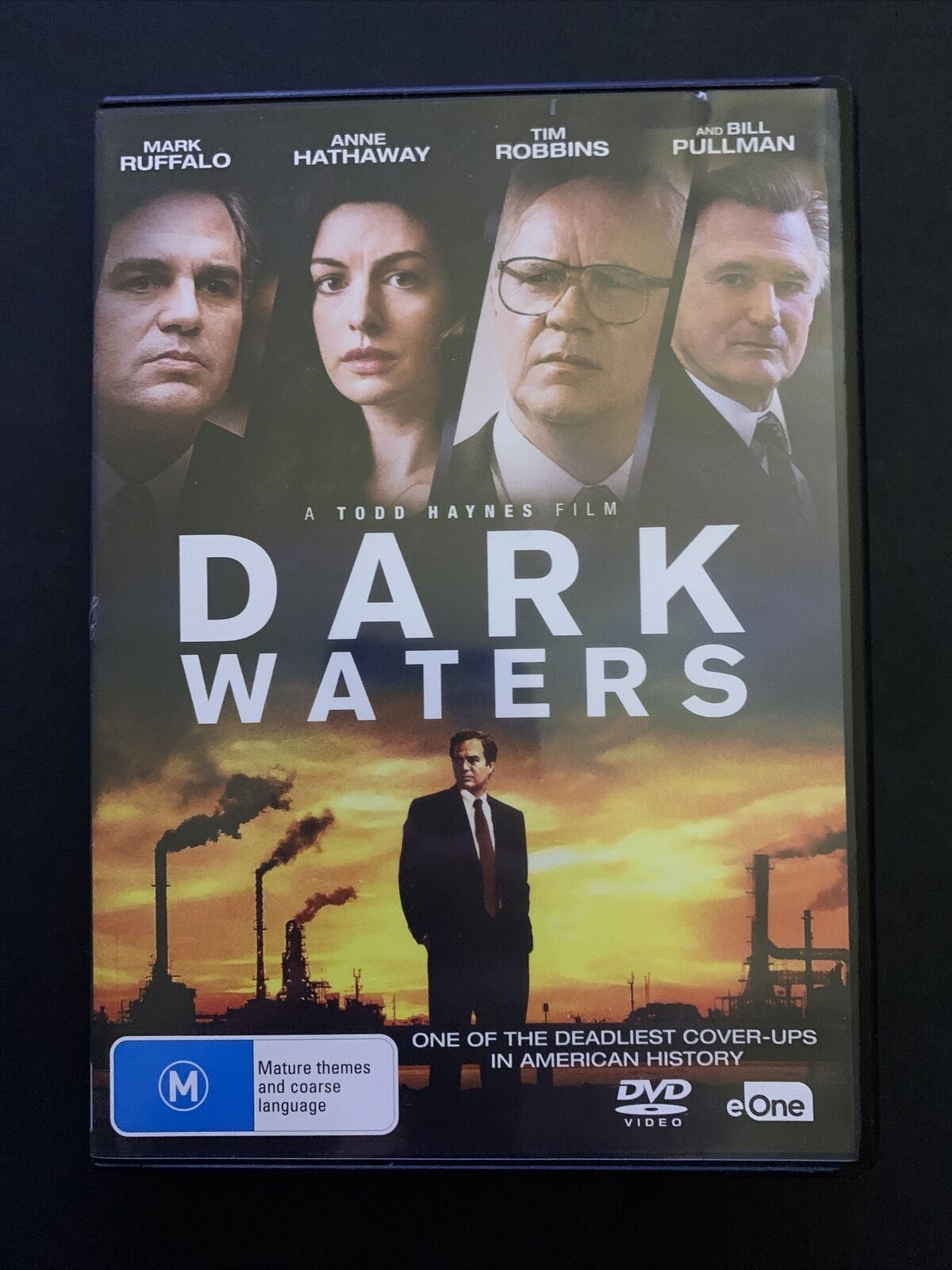 Dark Waters (DVD, 2019) Mark Ruffalo, Anne Hathaway. Region 4&2