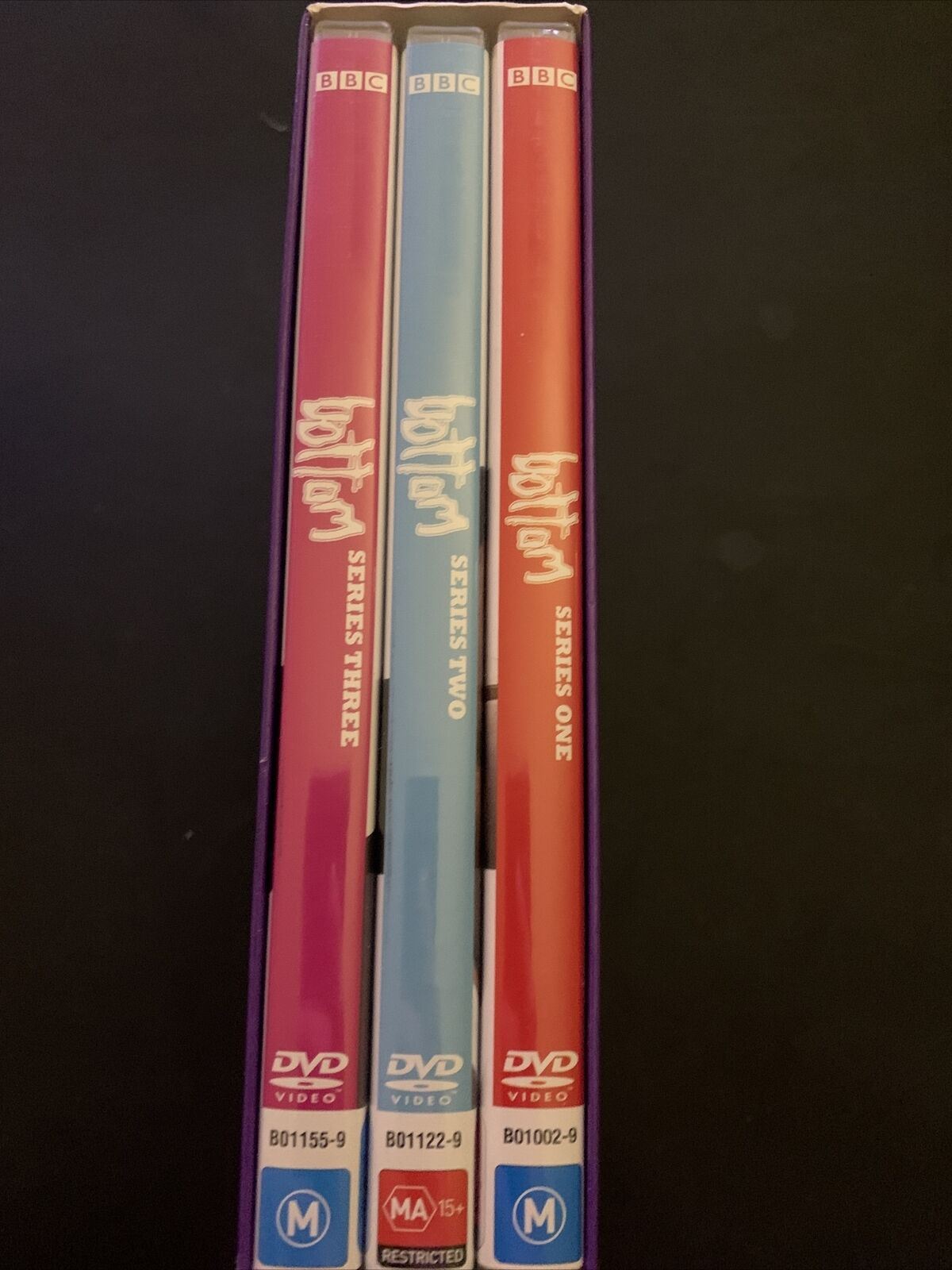 Bottom : The Complete Series 1-3 (DVD) Adrian Edmondson, Rick Mayall. Region 4&2