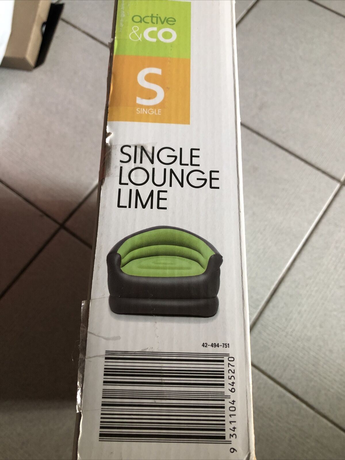 Active & Co Inflatable Single Lounge Lime - 71 x 96 x 78cm