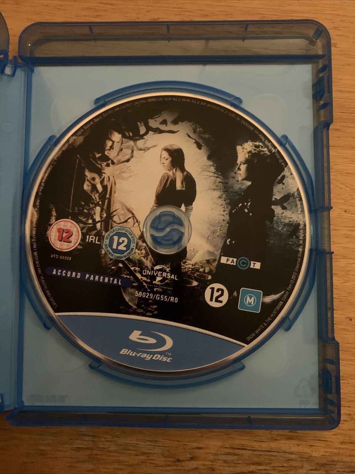 Snow White & The Huntsman (Blu-ray, 2012) Kristen Stewart, Chris Hemsworth