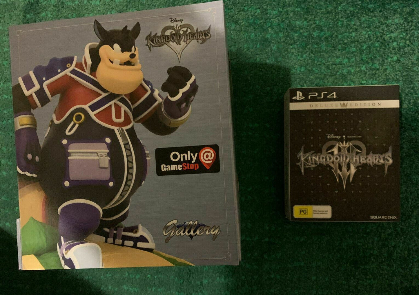 *New* Kingdom Hearts III -- PS4 Deluxe Edition 2019 & Pete Gallery Figurine