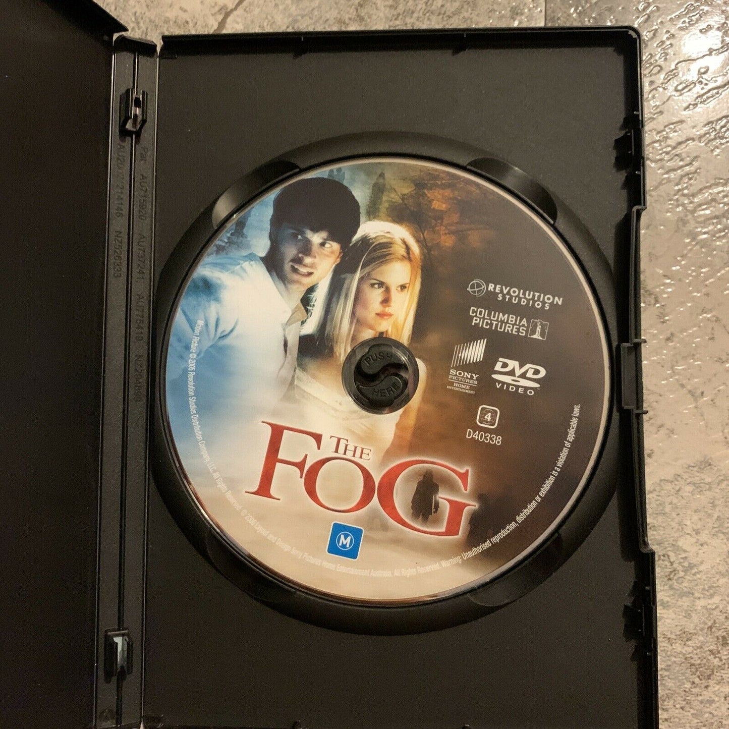 The Fog (DVD, 2005) Selma Blair, Tom Welling, Maggie Grace. Region 4