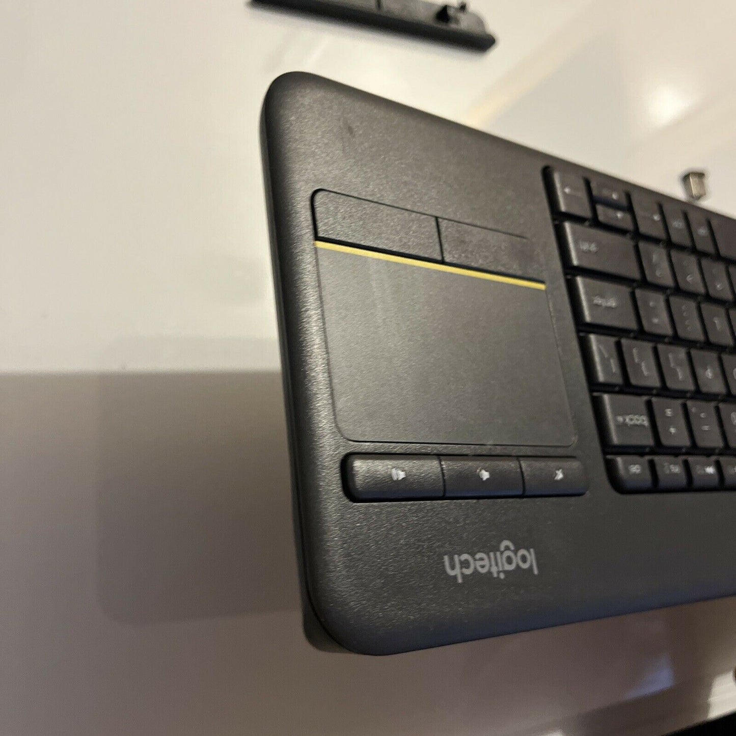 Logitech K400 Plus Wireless Keyboard with Touchpad - Black