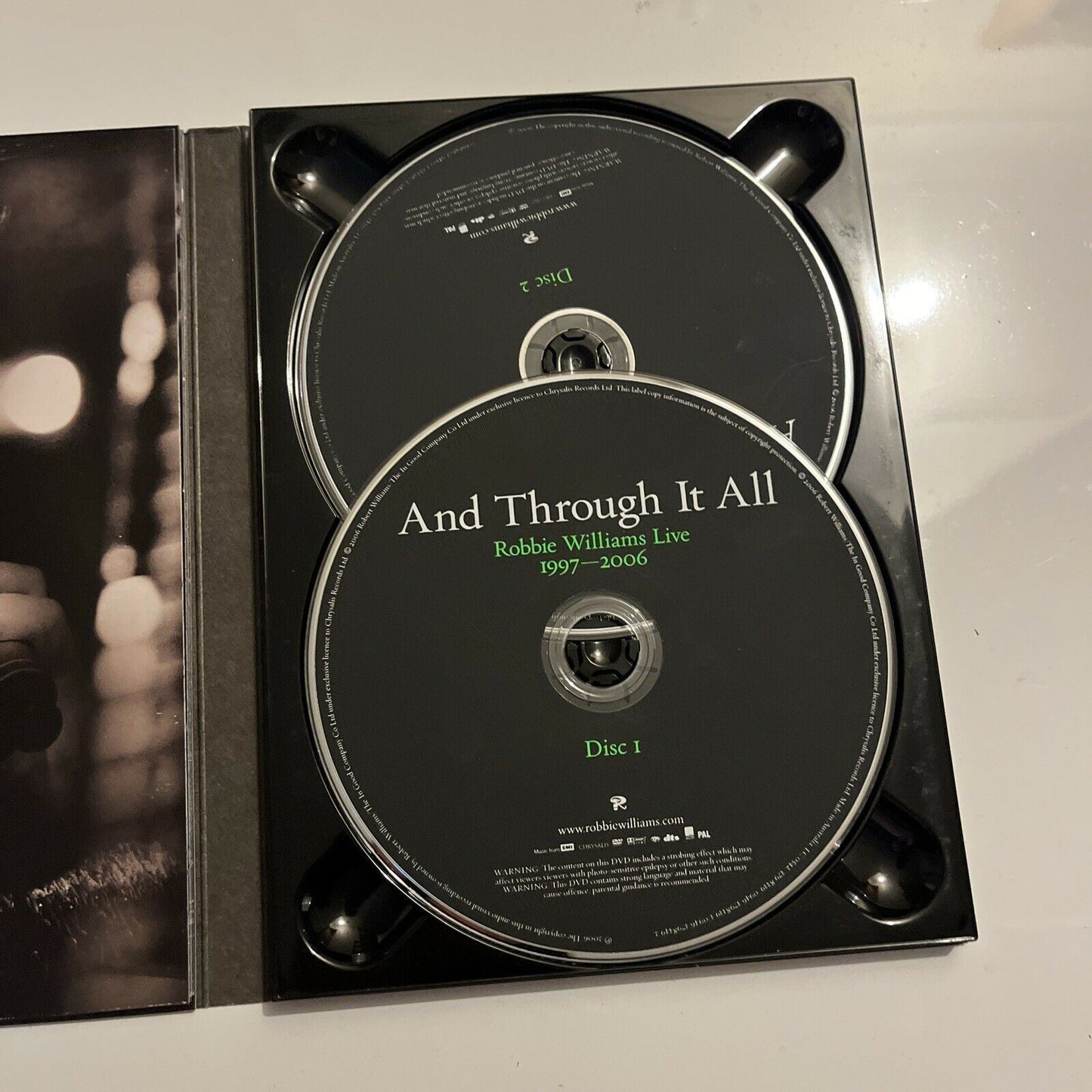 And Through It All: Robbie Williams Live 1997-2006 (DVD, 2-Disc) All Regions