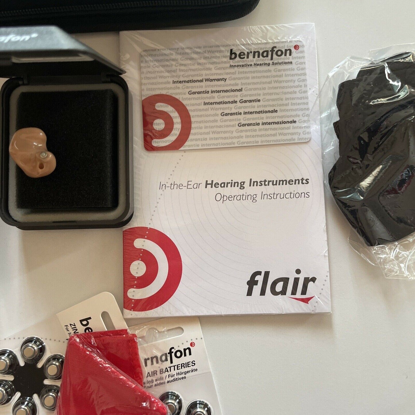 Bernafon 04 F321 Hearing Aid With Instructions & Cleaning Tool