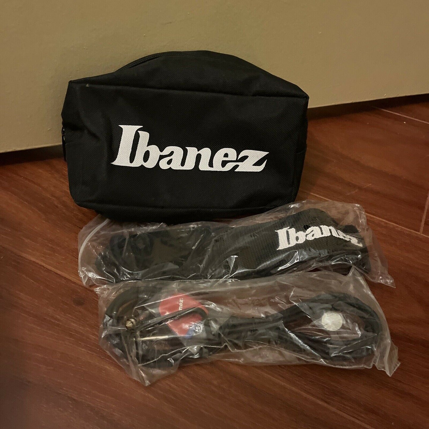 Ibanez Guitar Strap & Electric Guitar Cord