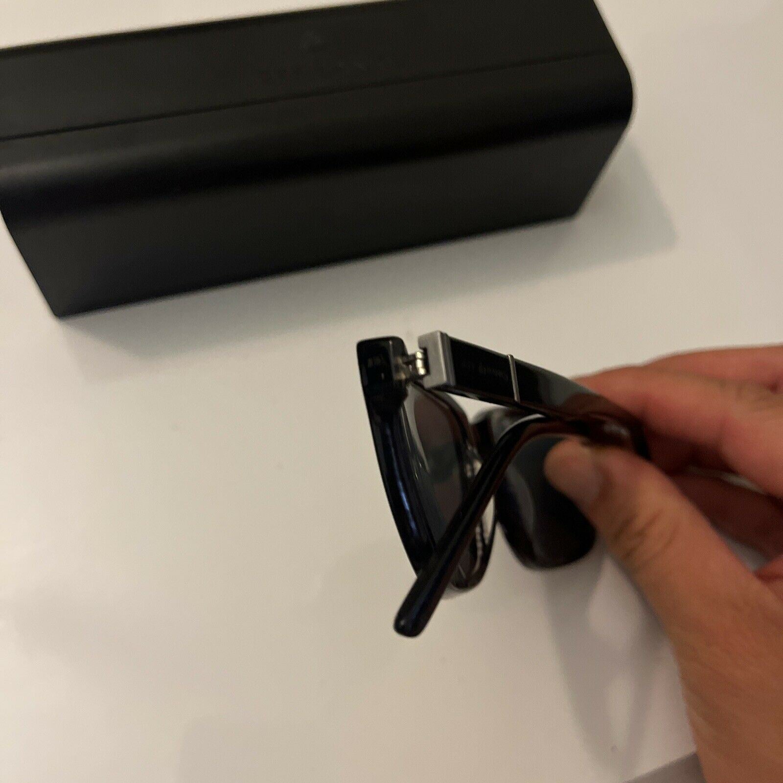 Jeff Banks Sunglasses with Case 25671643 JB Sun RX 02