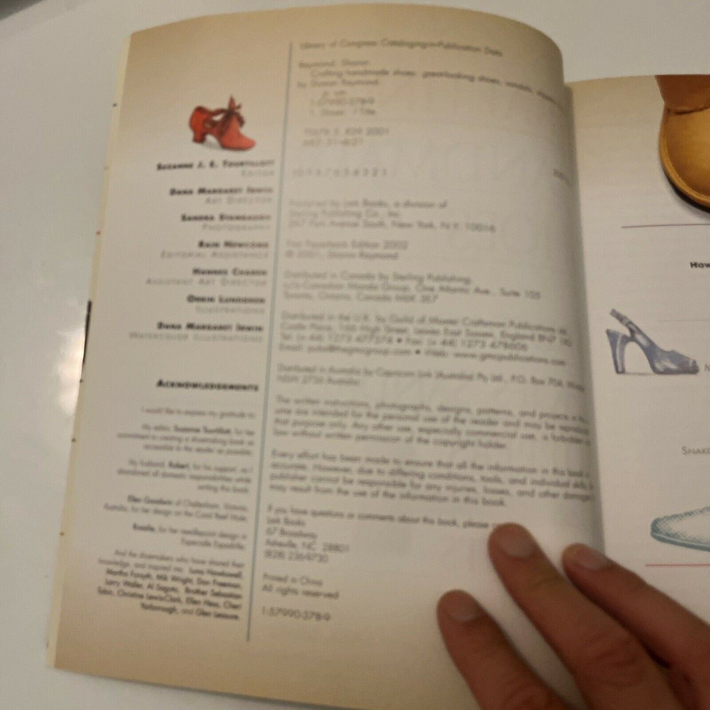 Crafting Handmade Shoes: Great Looking Shoes, Sandals, Slippers and Boots