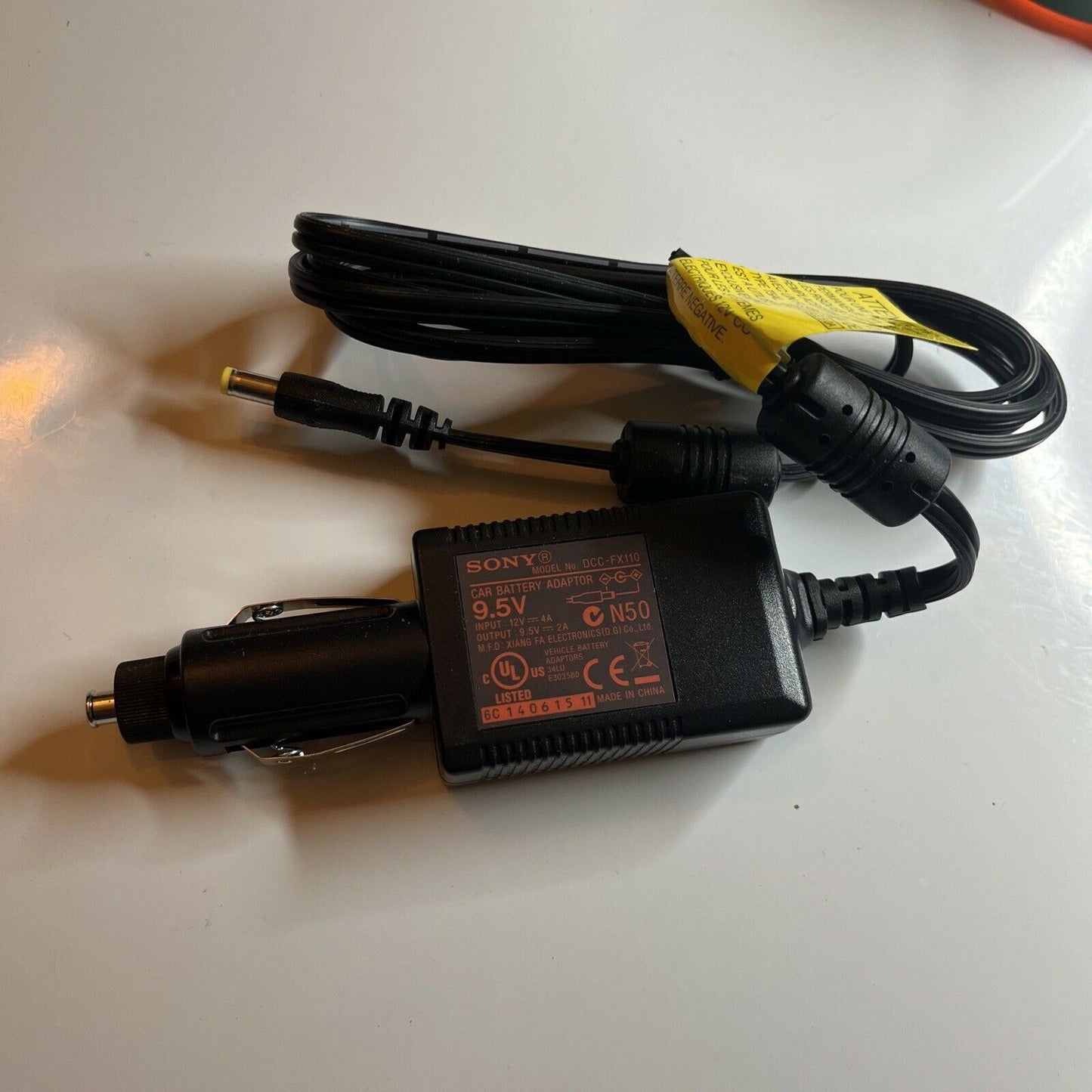Genuine Sony DCC-FX110 9.5V 1.2A Car Charger DC Power Adapter