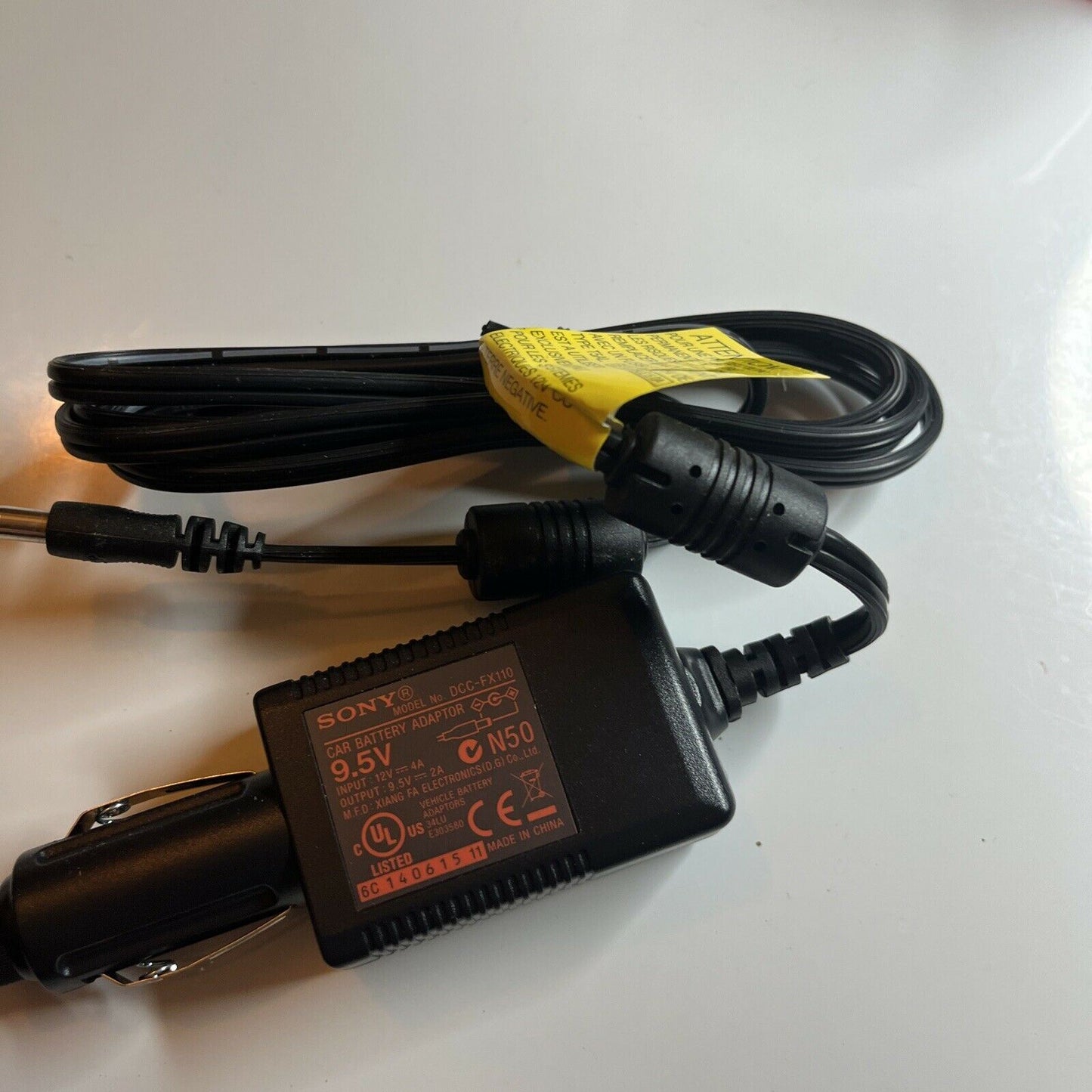 Genuine Sony DCC-FX110 9.5V 1.2A Car Charger DC Power Adapter