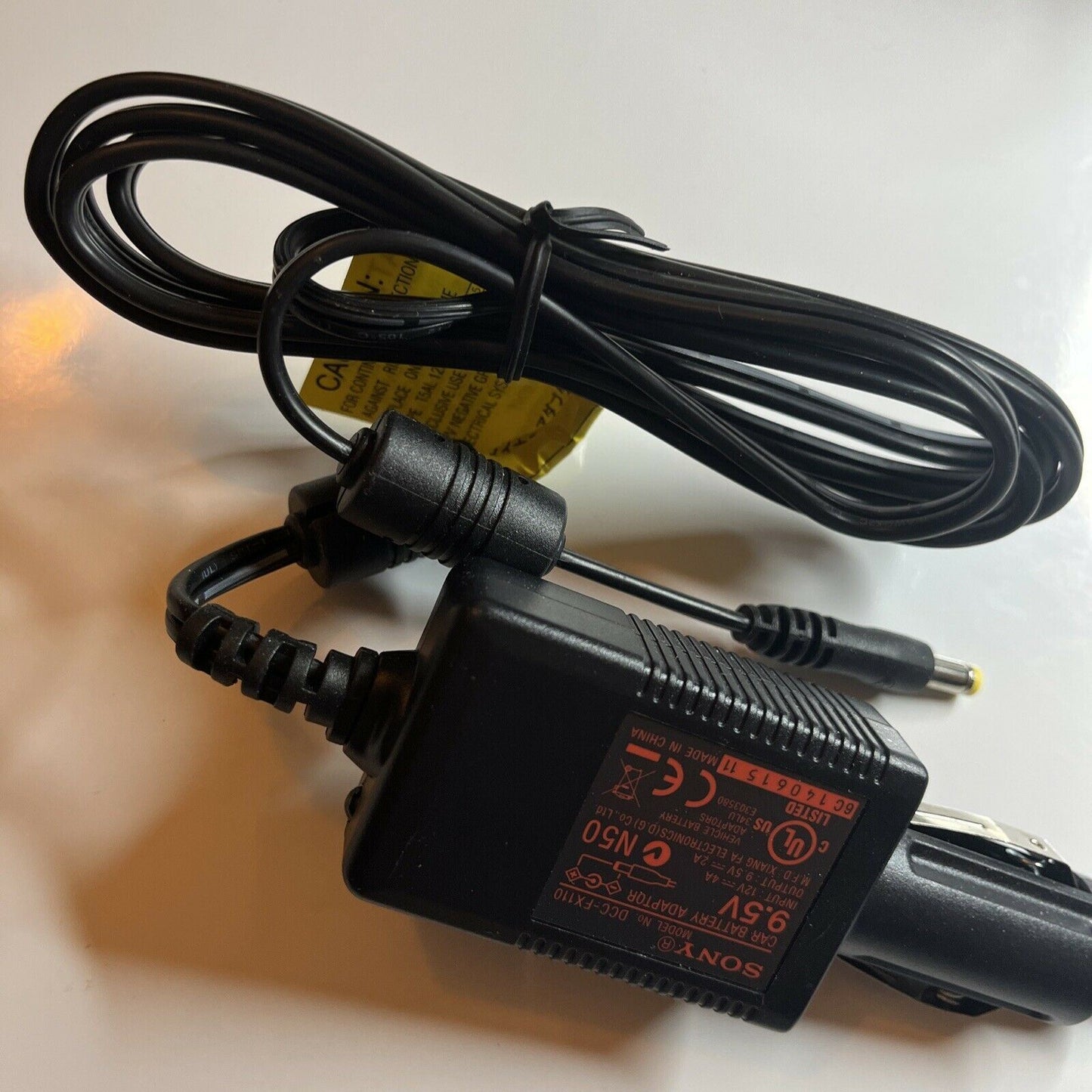 Genuine Sony DCC-FX110 9.5V 1.2A Car Charger DC Power Adapter