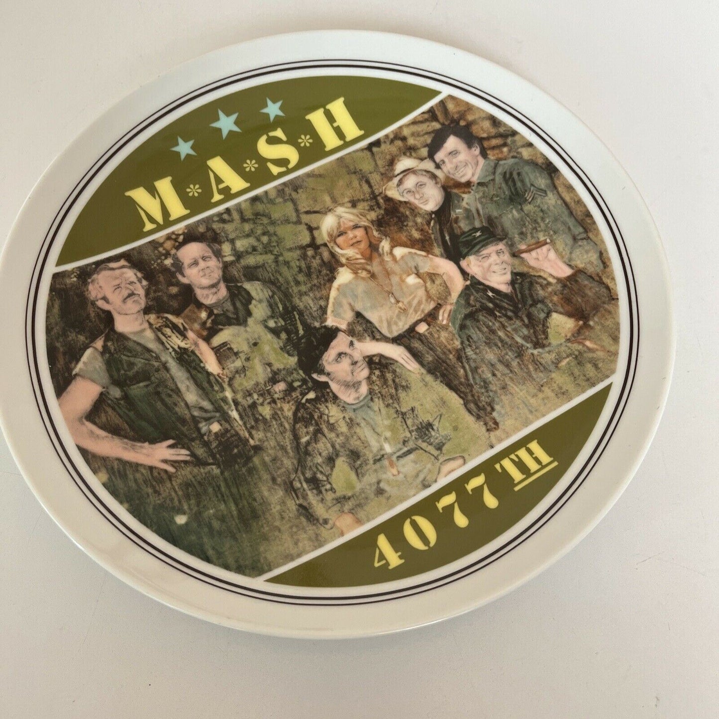 M*A*S*H MASH 4077th - The Commemorative Plate Limited Edition no. 38862