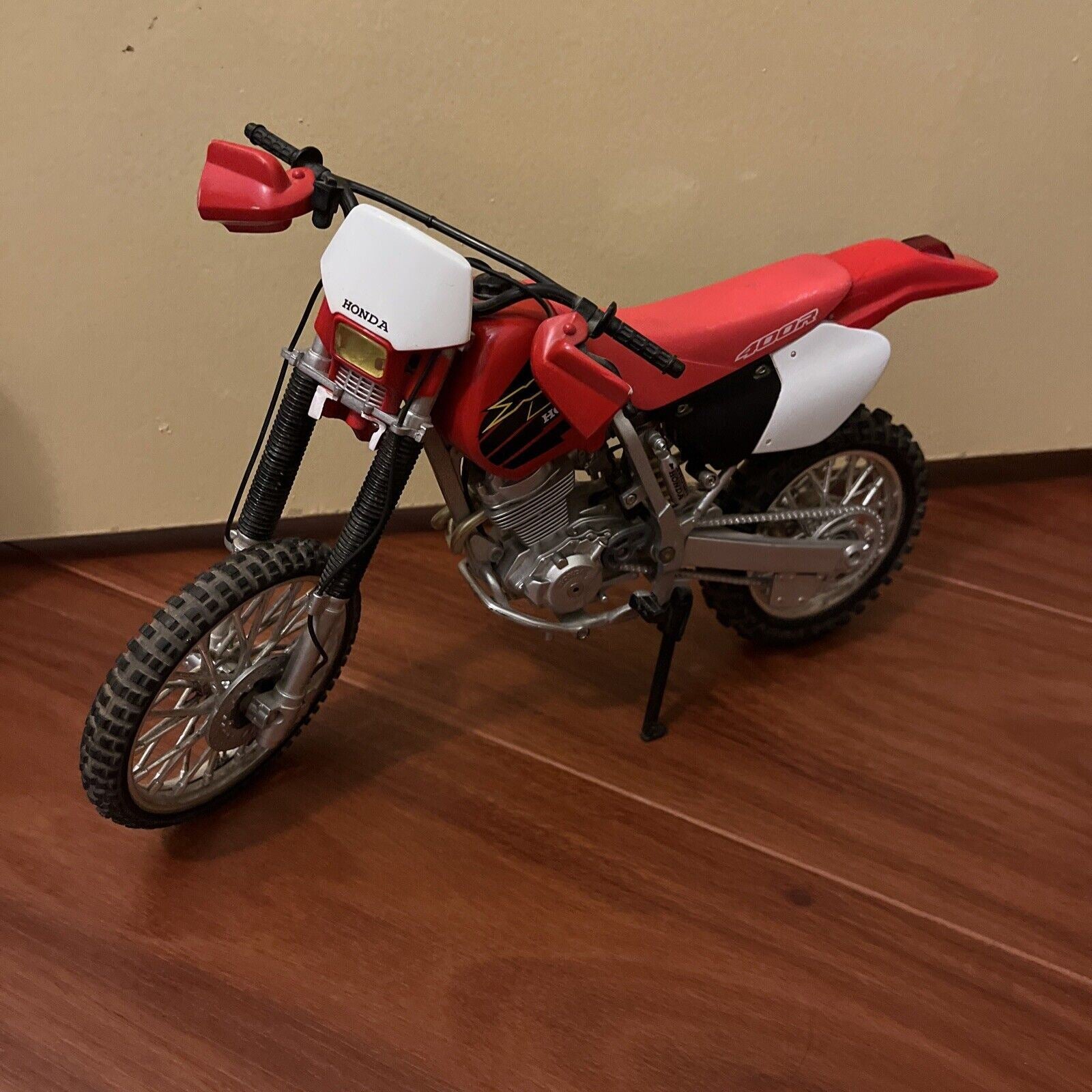 Honda 400R Diecast Model – Retro Unit