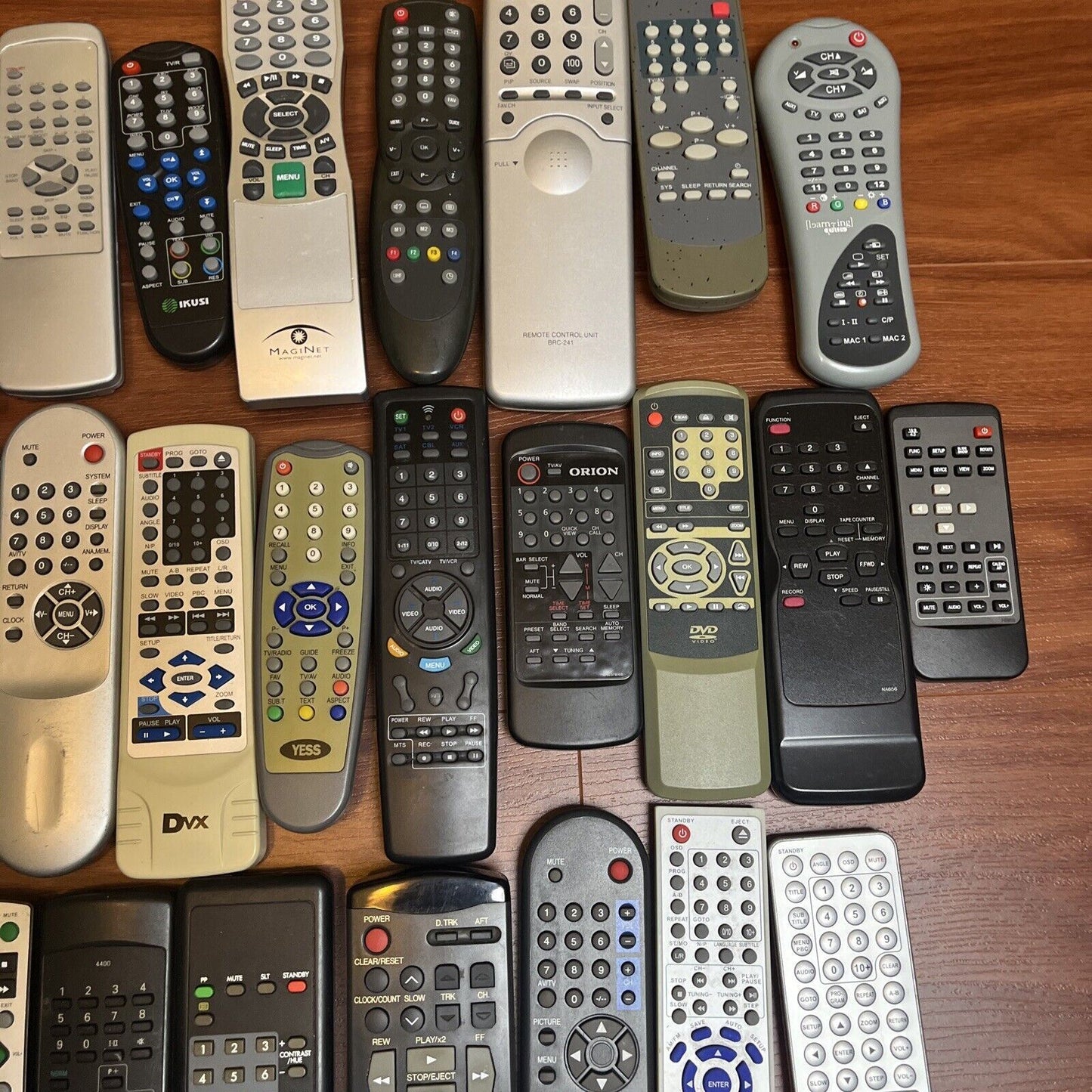 57x Remote Control: Generic & Brand Remotes Untested  *for parts or repair only*