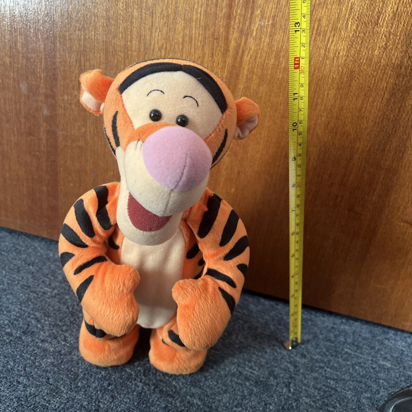 Tigger 12" Jumping & Talking Figure Disney Mattel 1998 Winnie the Pooh & Friends