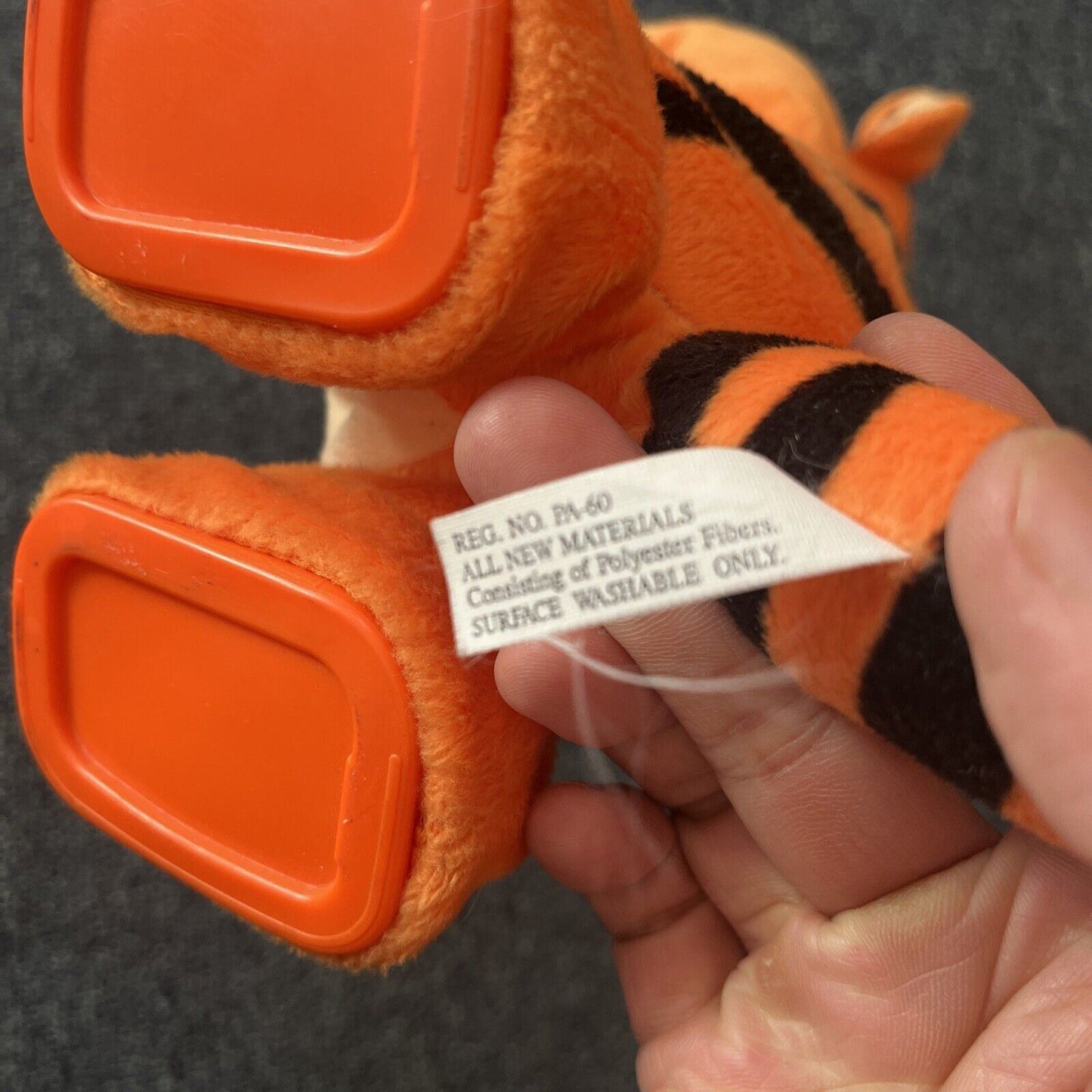 Tigger 12" Jumping & Talking Figure Disney Mattel 1998 Winnie the Pooh & Friends