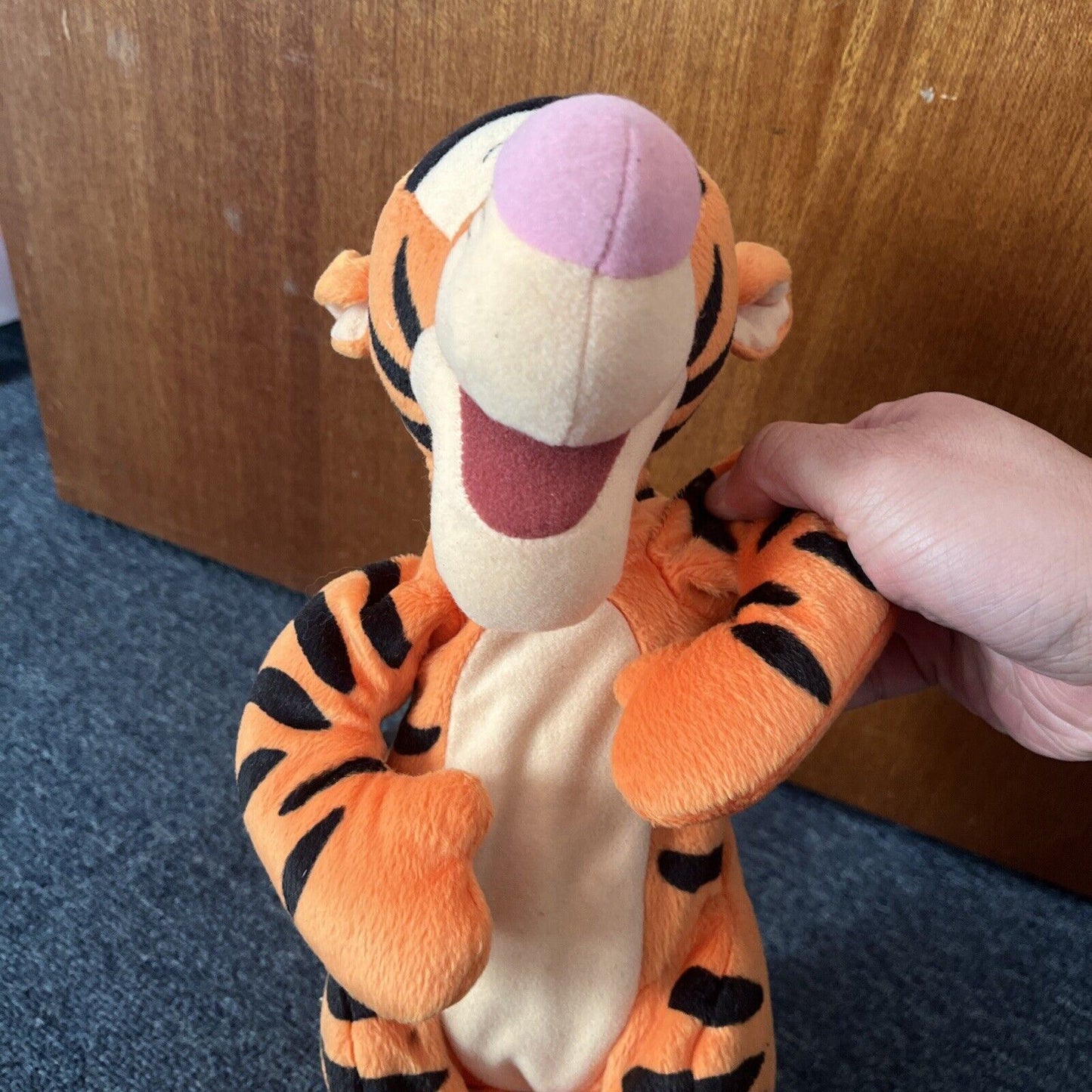 Tigger 12" Jumping & Talking Figure Disney Mattel 1998 Winnie the Pooh & Friends