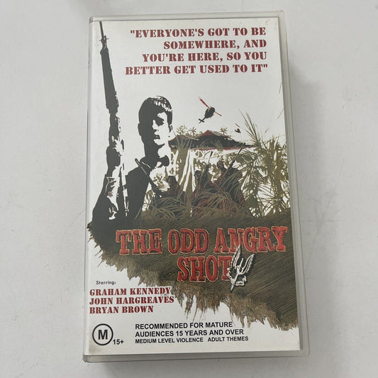 The Odd Angry Shot (VHS, 1979) Graham Kennedy, Bryan Brown PAL
