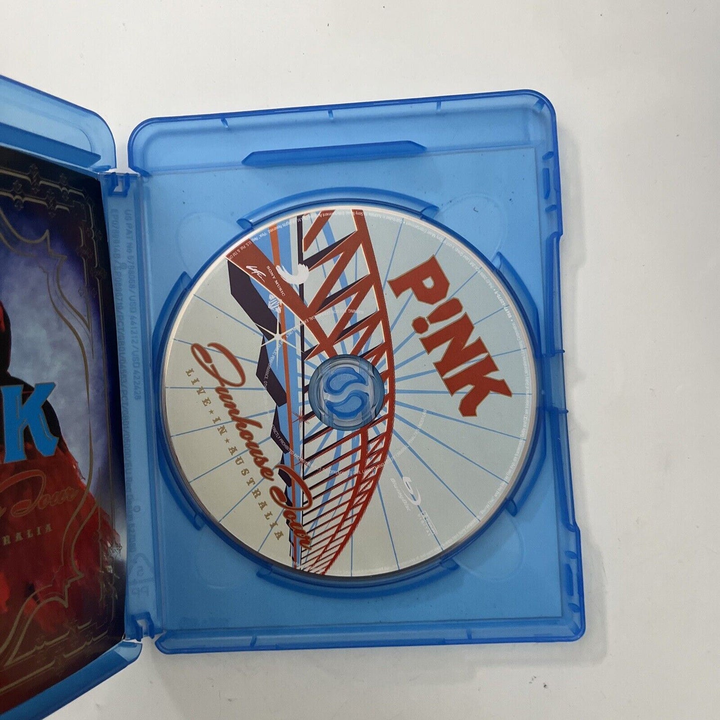 P!nk - Funhouse Tour: Live in Australia (Blu-Ray Disc, 2009)   All Regions