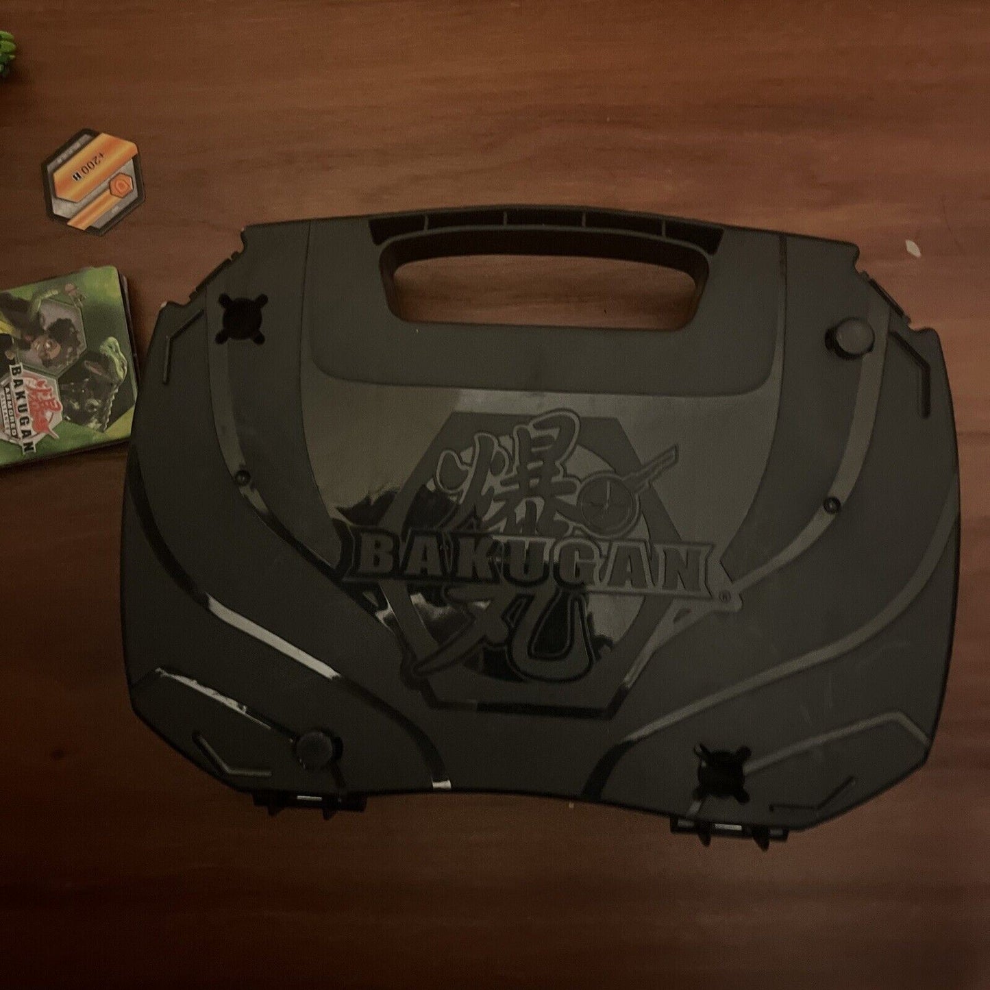 3x Bakugan Action Figure with Case and Cards