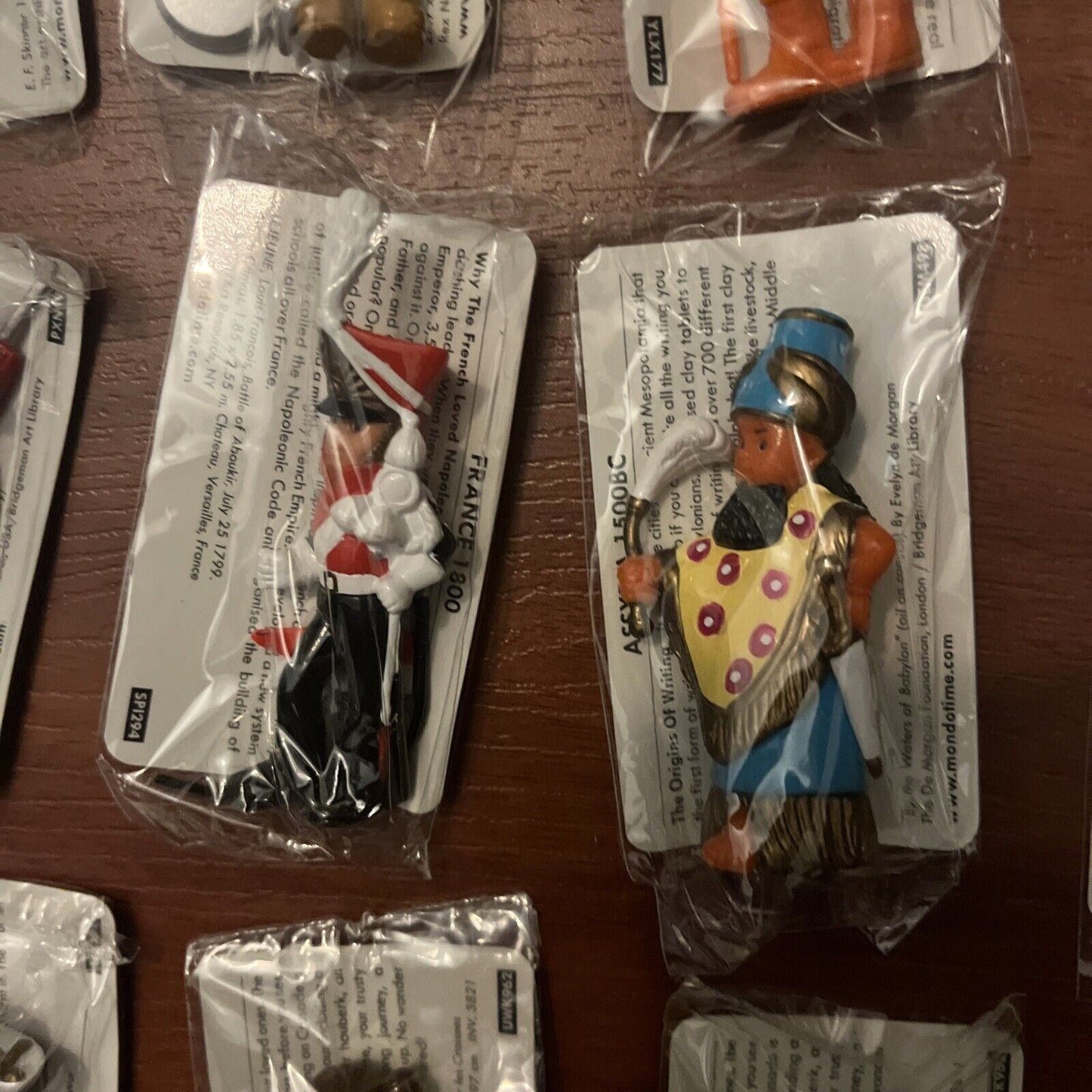 24x Vintage Mondotime Figures *New Sealed*