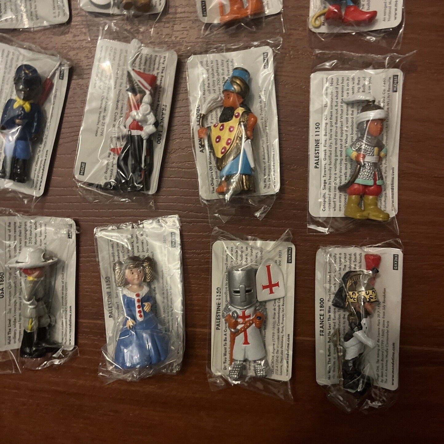 24x Vintage Mondotime Figures *New Sealed*