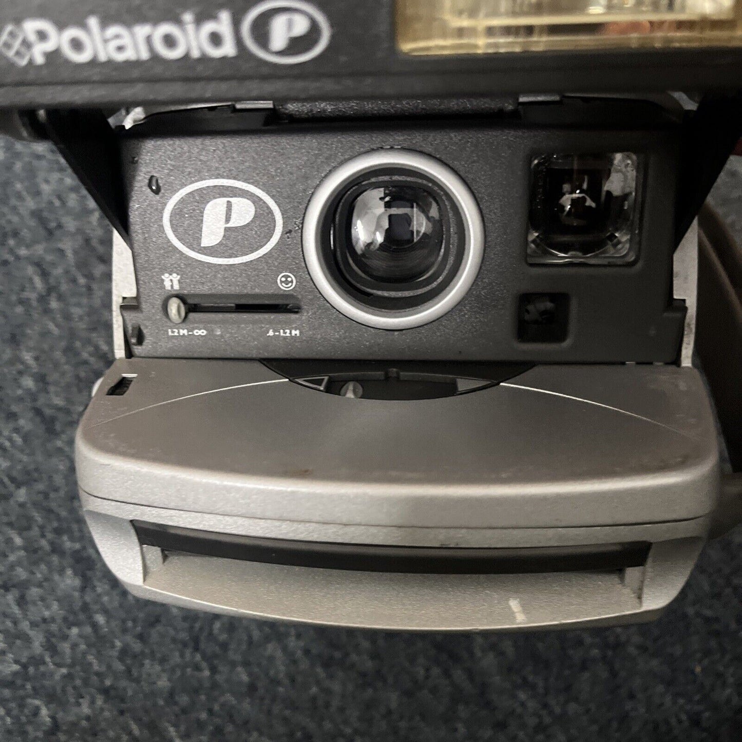 Polaroid Instant Camera 600 Film Vintage 90s era - Silver in colour. Untested.