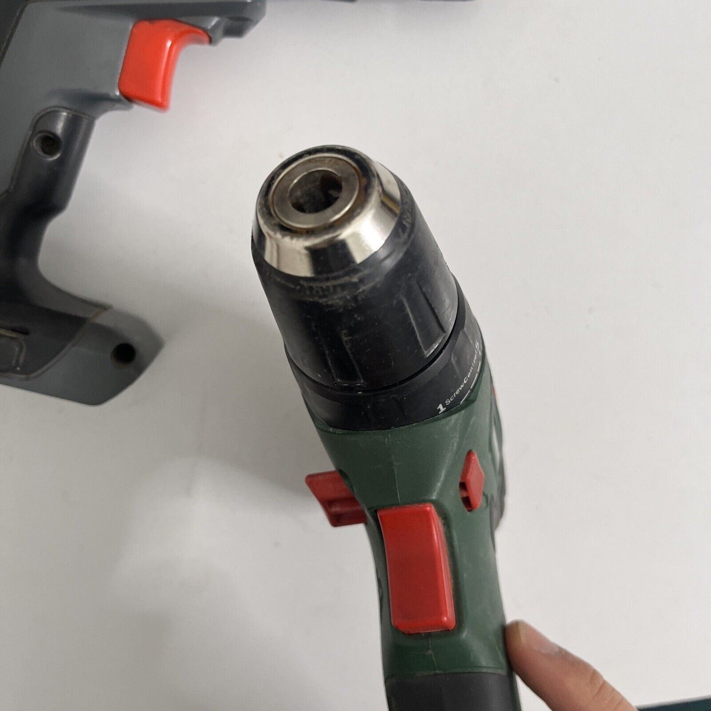 Bosch PSR 1800 LI-2 &! Ozito CDL-1810 Drill/Driver *No Battery/Charger*