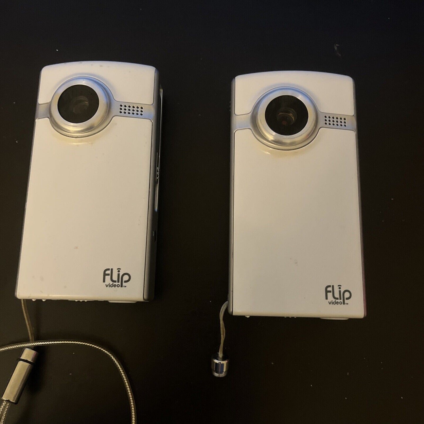 2x Flip Video Pure Digital F230W *for parts or repair*
