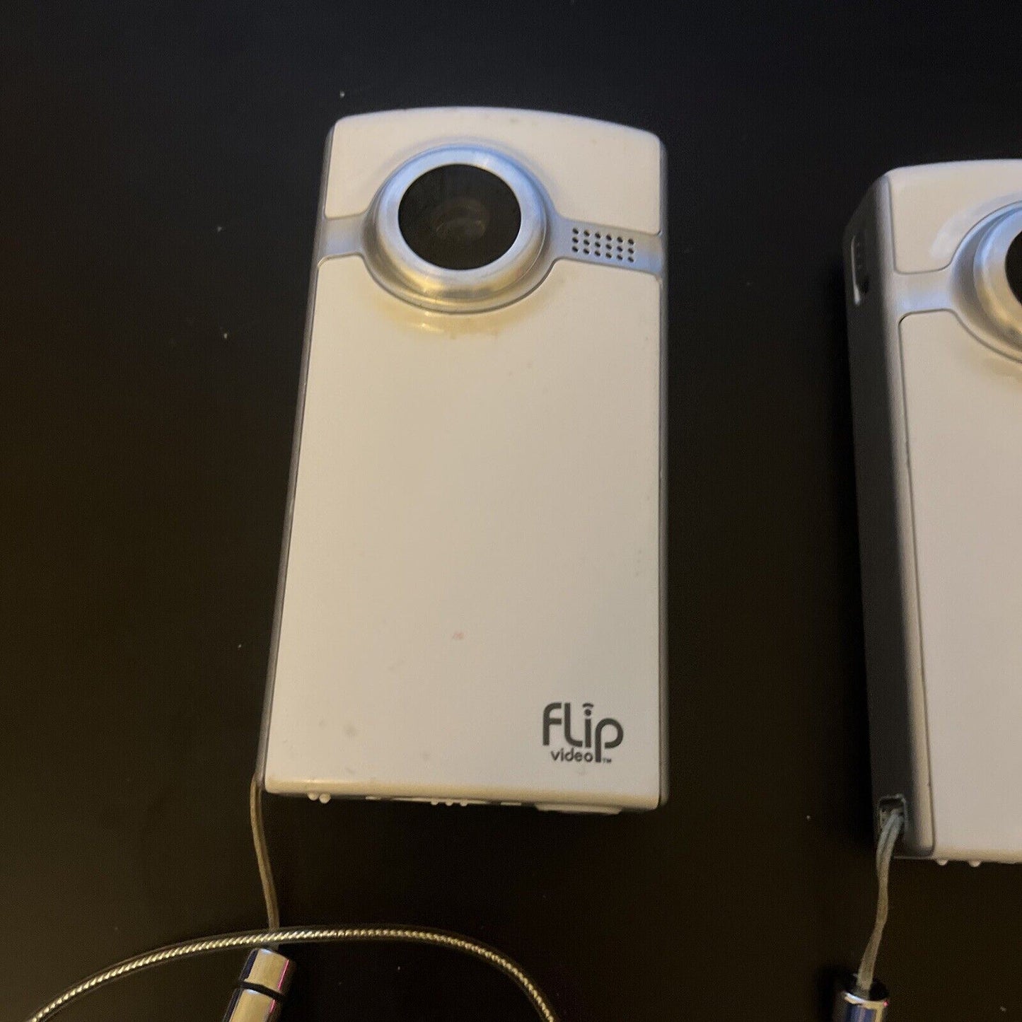 2x Flip Video Pure Digital F230W *for parts or repair*