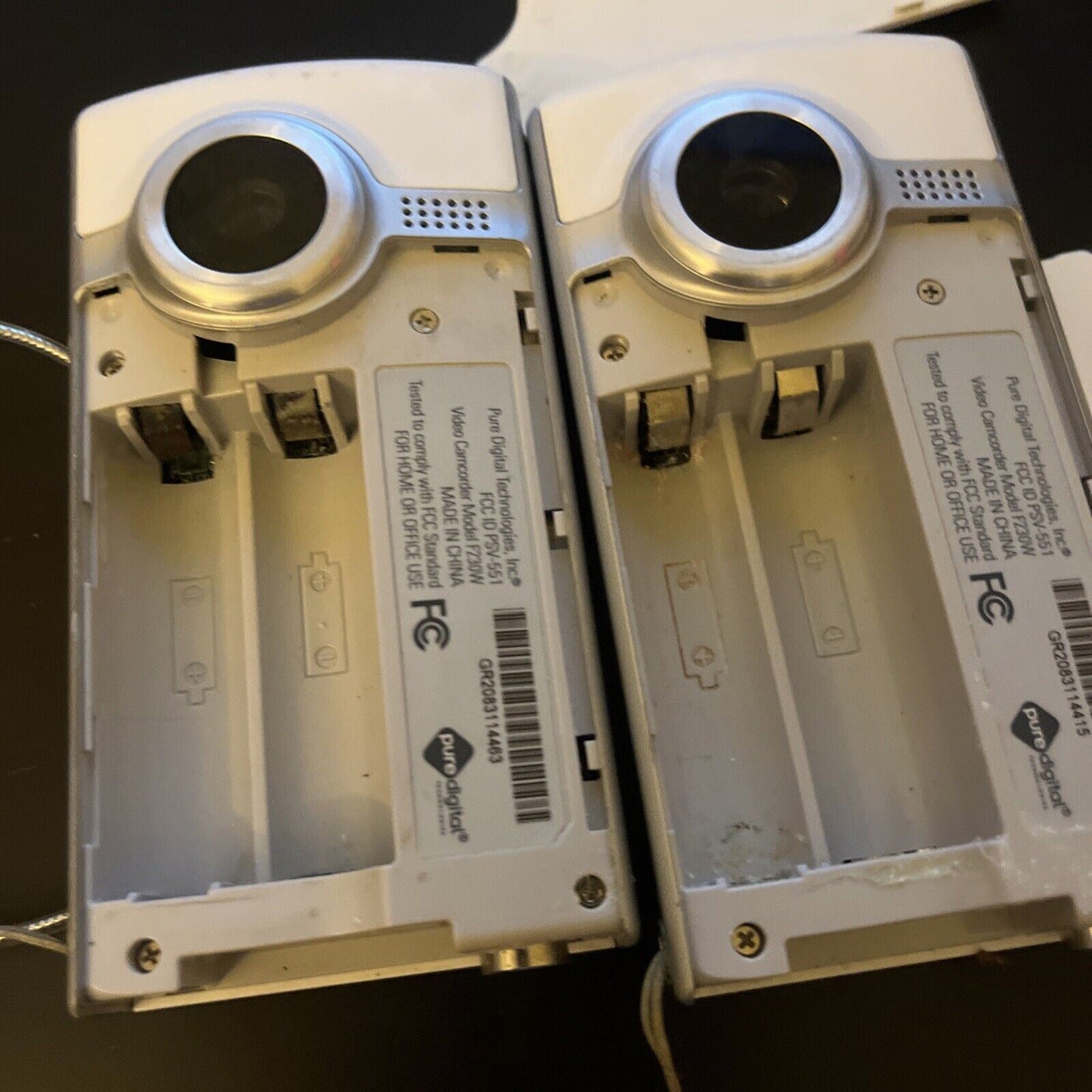 2x Flip Video Pure Digital F230W *for parts or repair*