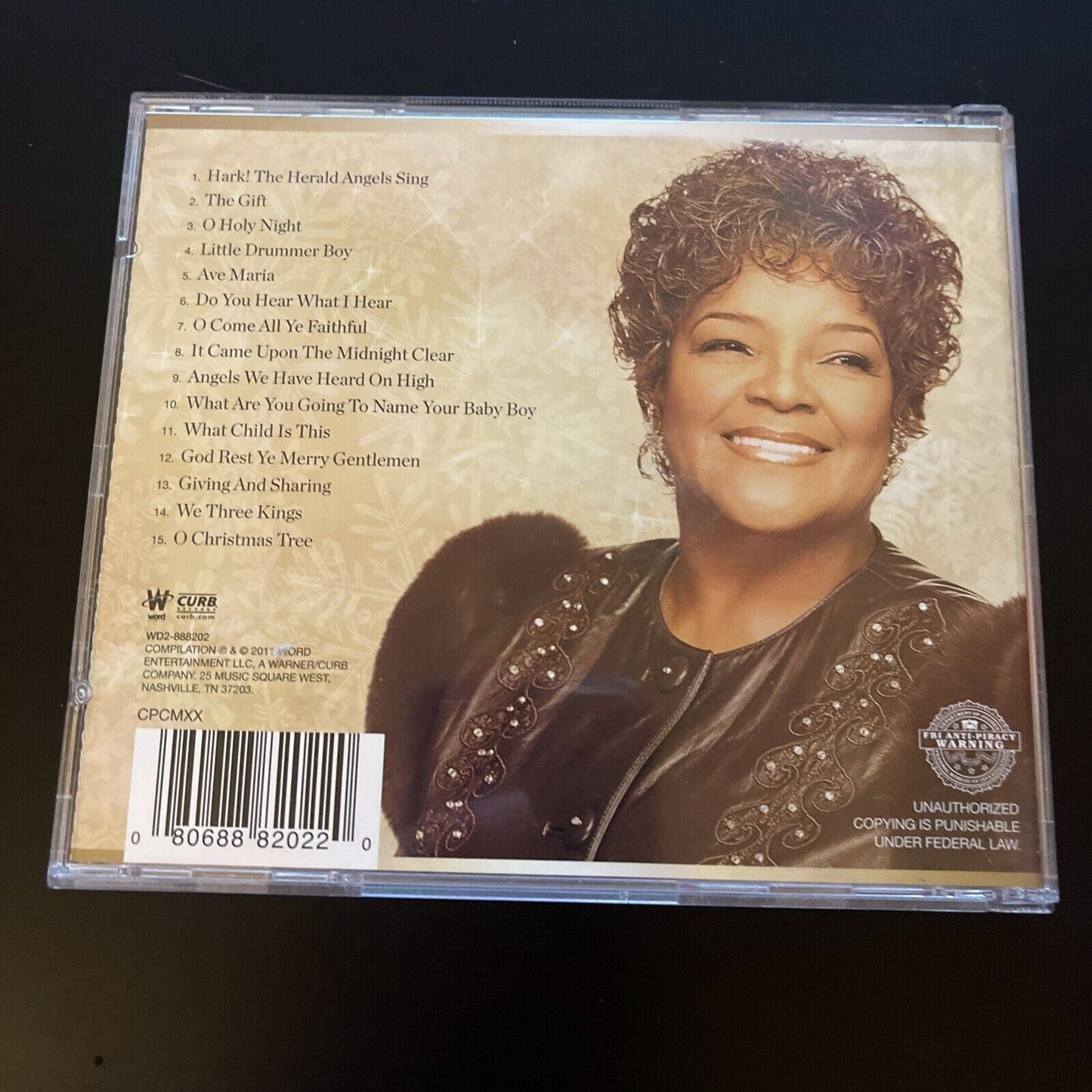 Shirley Caesar - Giving and Sharing: A Christmas Collection (CD, 2011)