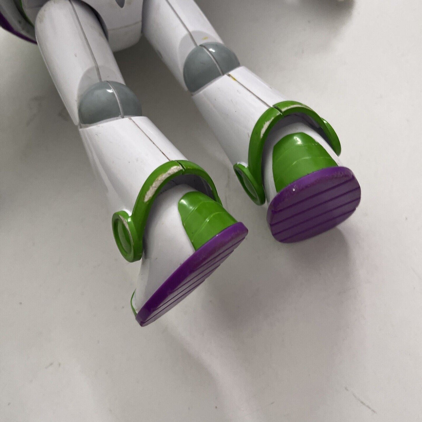 Buzz Lightyear Toy Story 2016 Mattel Lights Up Talking Jet Pack CFM64 30cm 12"