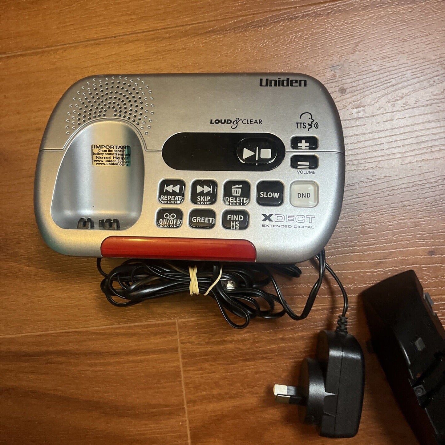 Uniden Loud & Clear XDECT Handset Digital Answering Machine SSE35