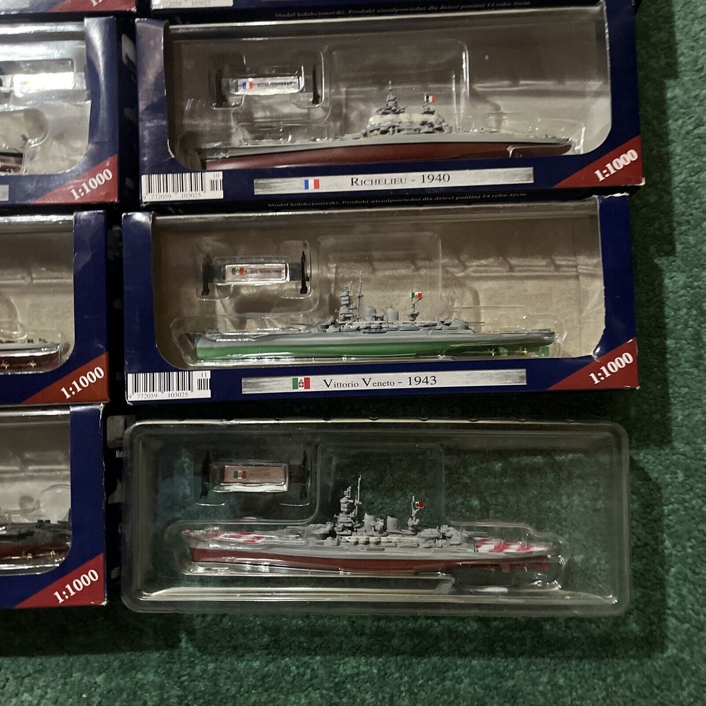 21x Warships of WWII Collection Models 1:1000