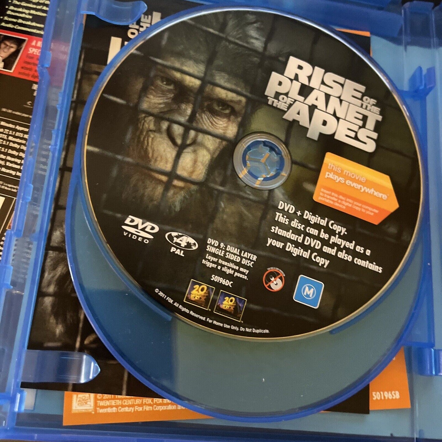 Rise Of The Planet Of The Apes - With Senitype Film (Blu-ray, 2011) Region B