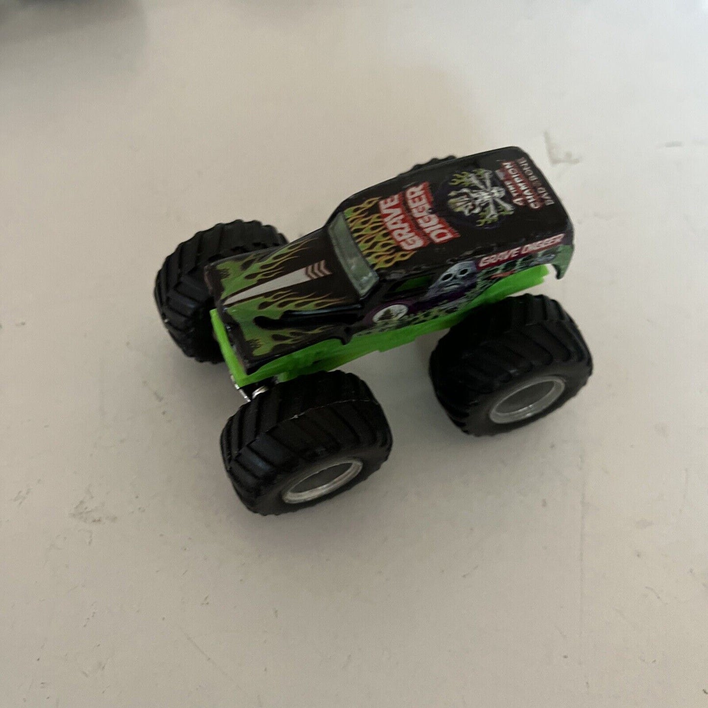 10x Hot Wheels Monster Truck: Grave Digger, Batman, Zombie, Rottweiler
