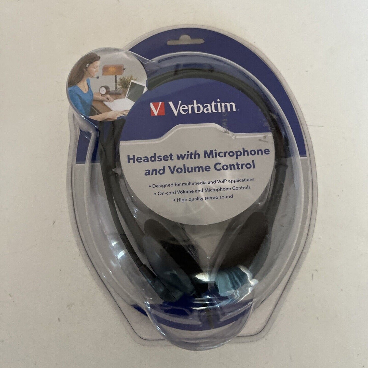 Verbatim Multimedia Headset With Microphone and Volume Control # 41802