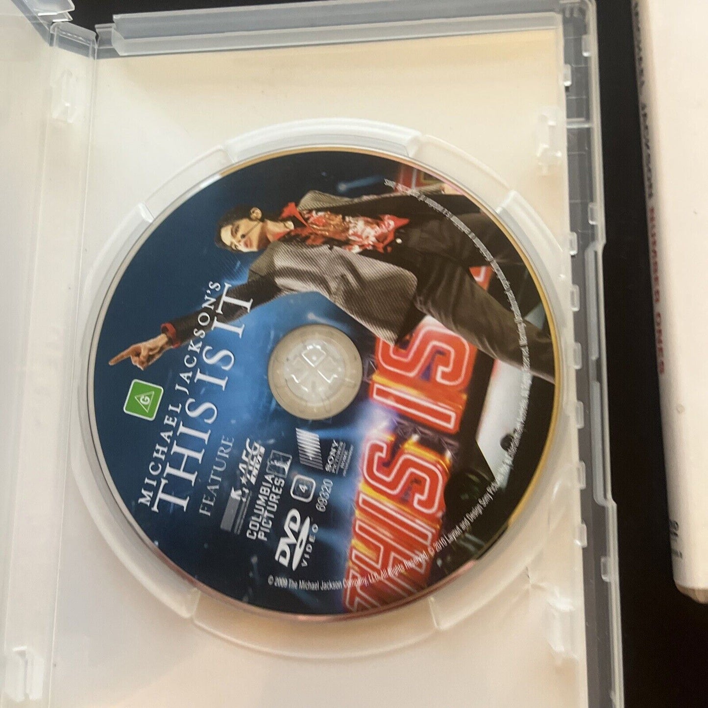 Michael Jackson's - This Is It / Number Ones (DVD, 2009, 2-Disc) Region 4