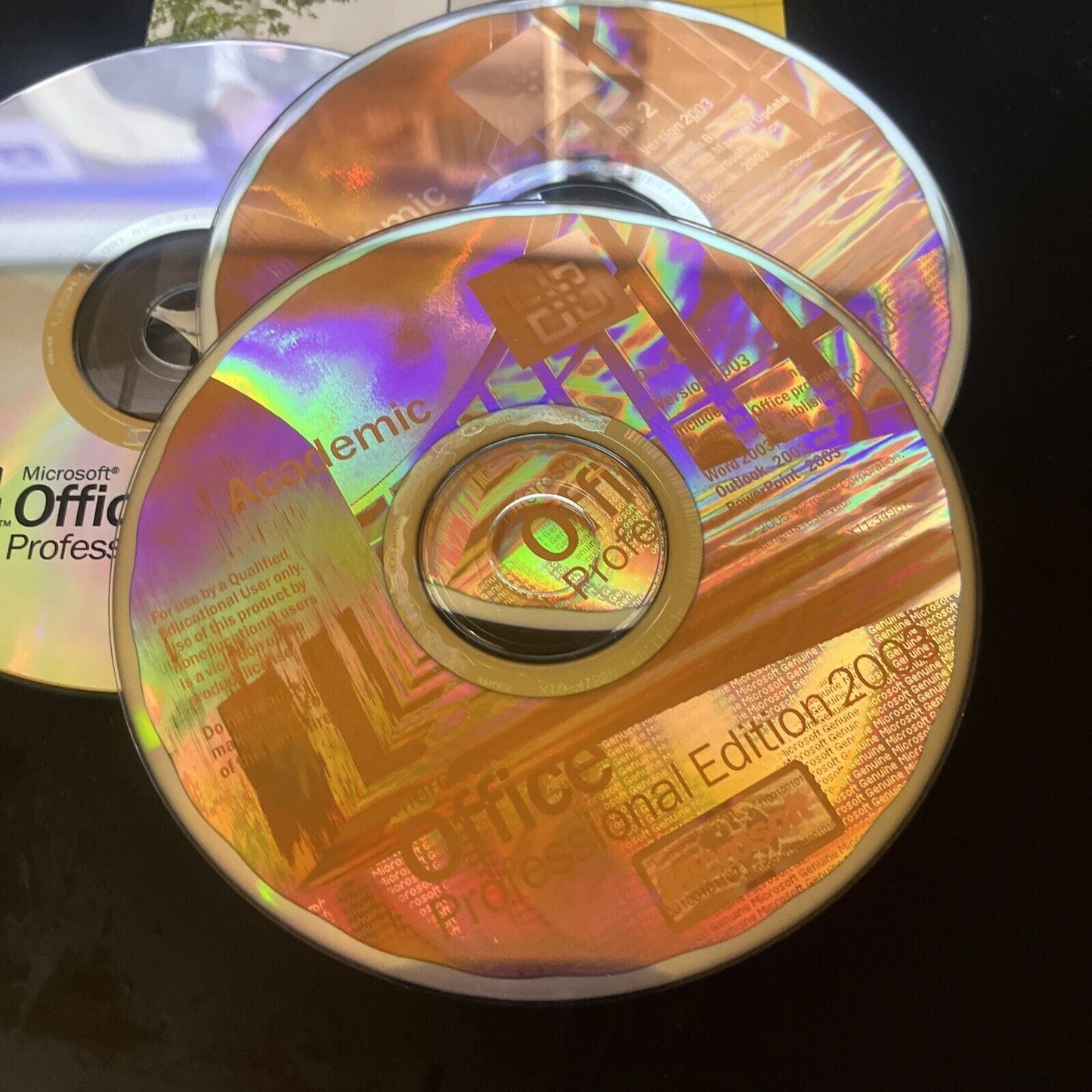 Microsoft Office Professional Edition Academic Edition 2003 PC DVD-ROM