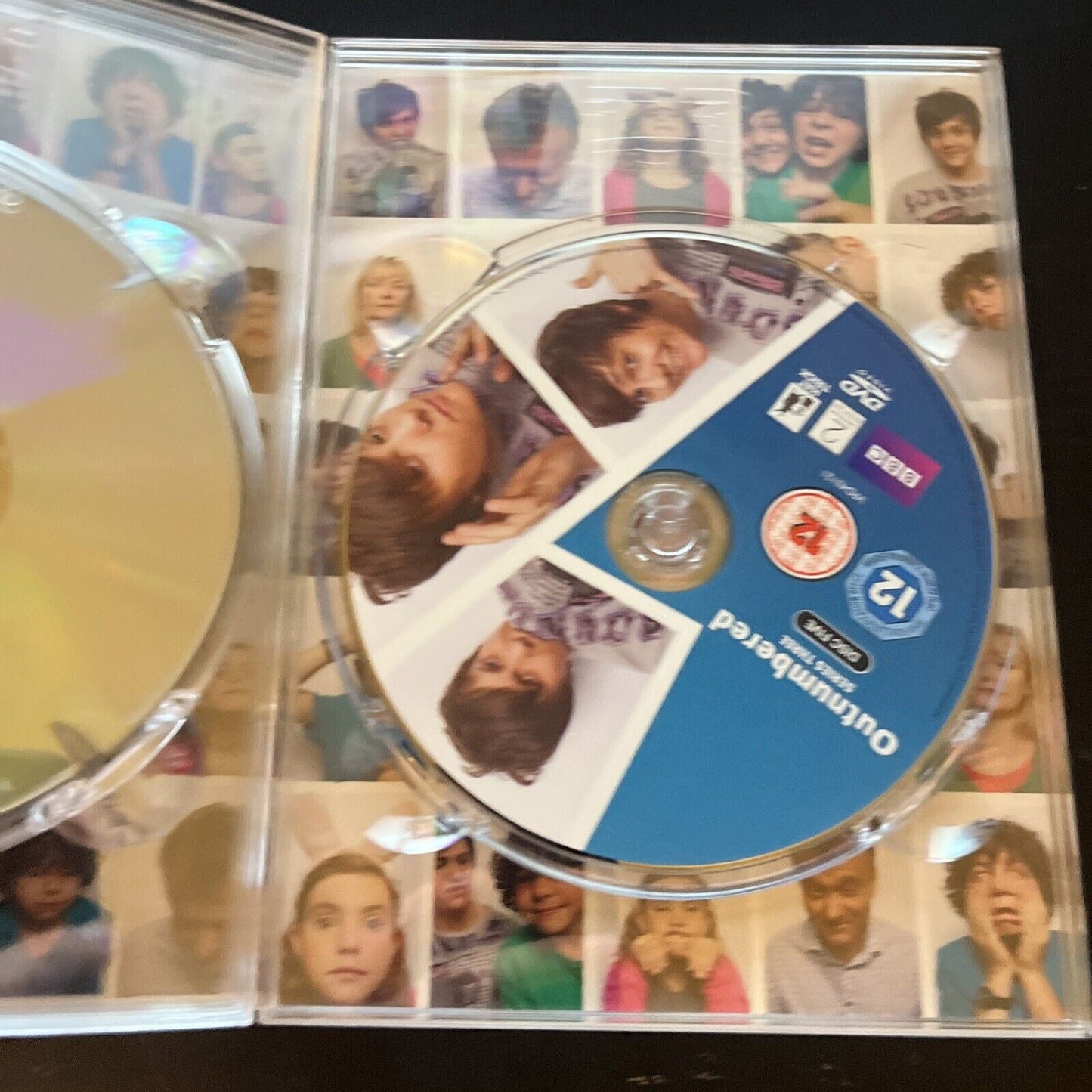 Outnumbered - Complete Series 1-4 BBC (DVD, 2010, 6-Disc) Region 4 &2