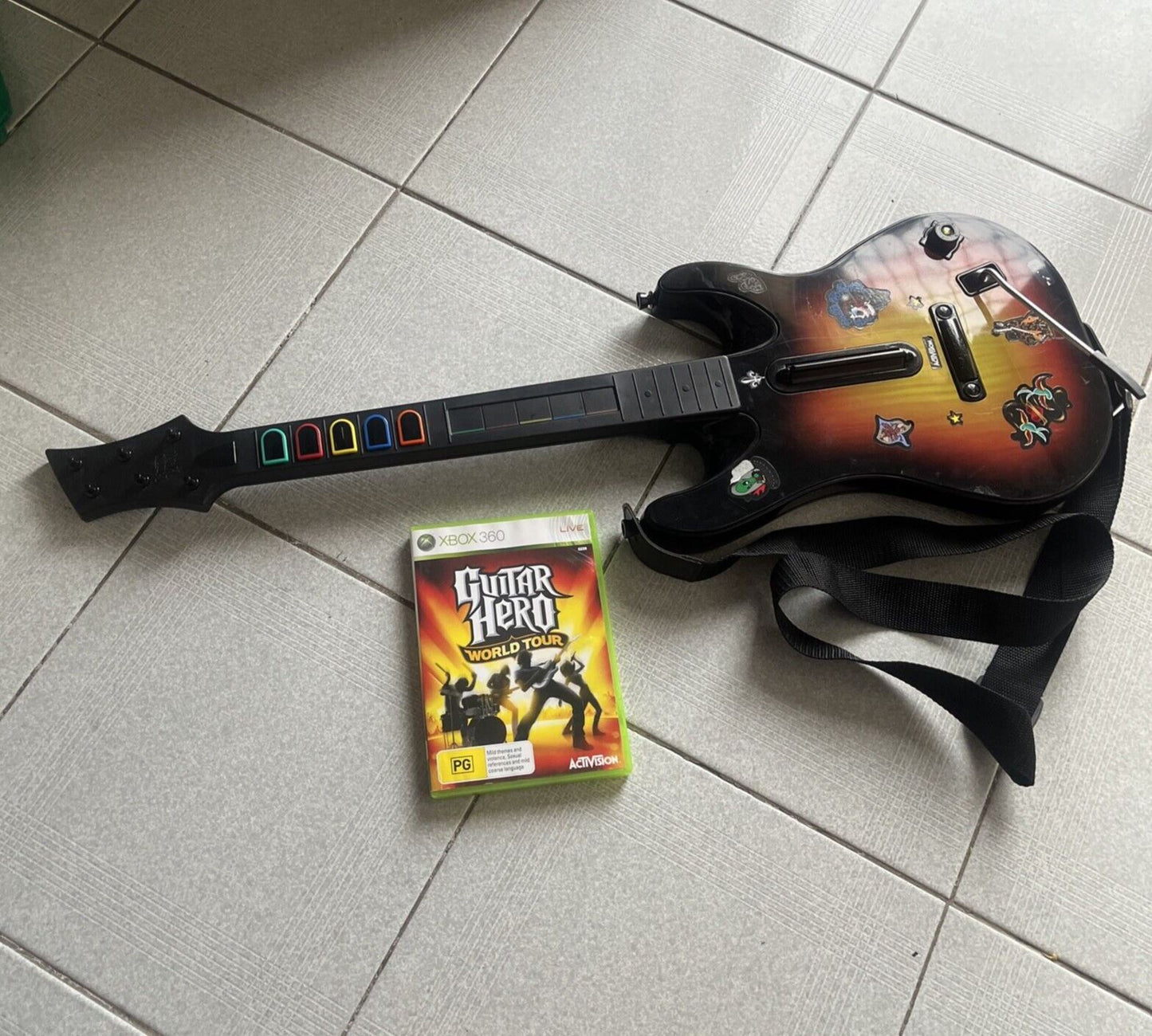 Guitar Hero Wireless Guitar Controller for Xbox 360 & World Tour Game PAL