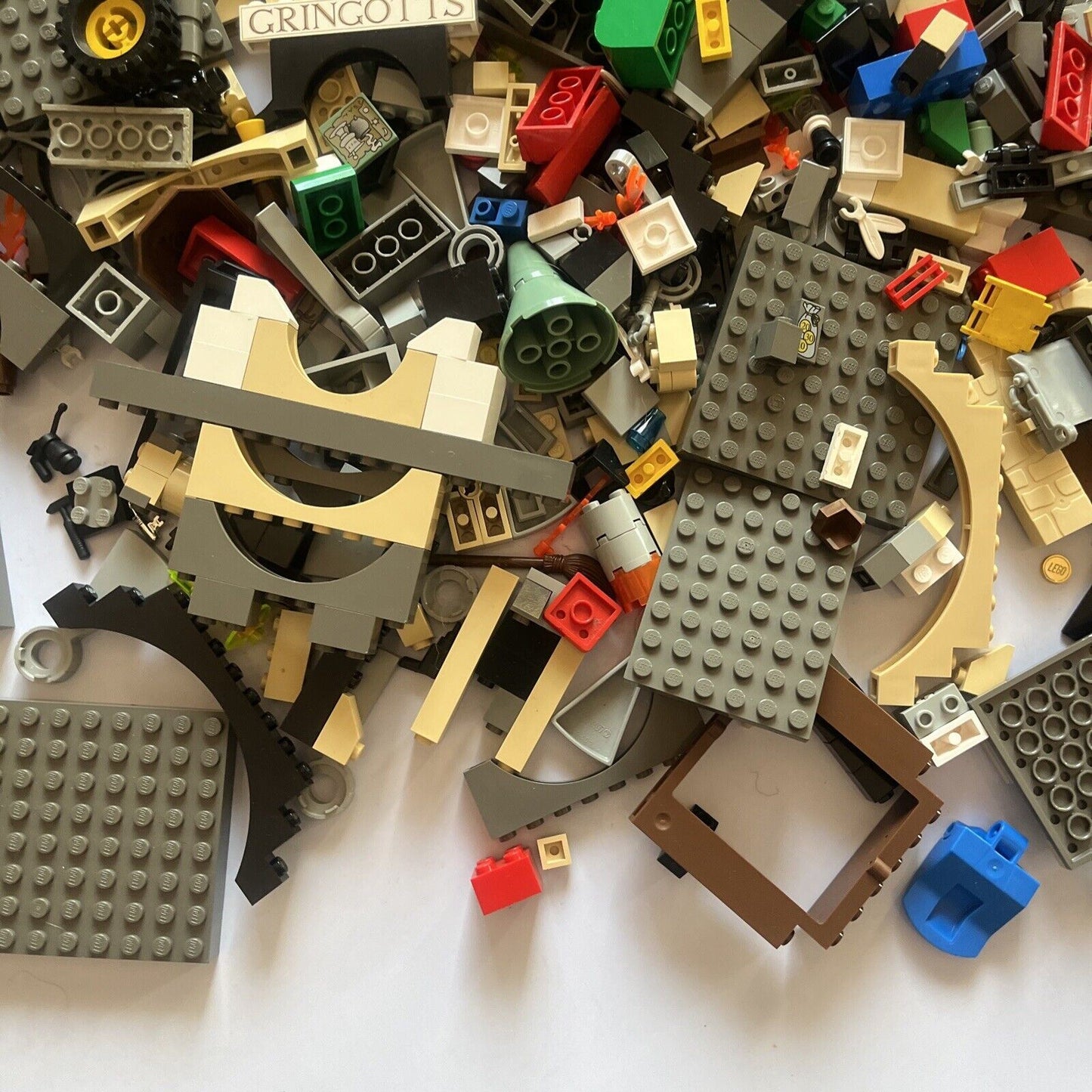 Harry Potter Lego 1.2kg Bulk Lot Character Parts Bricks