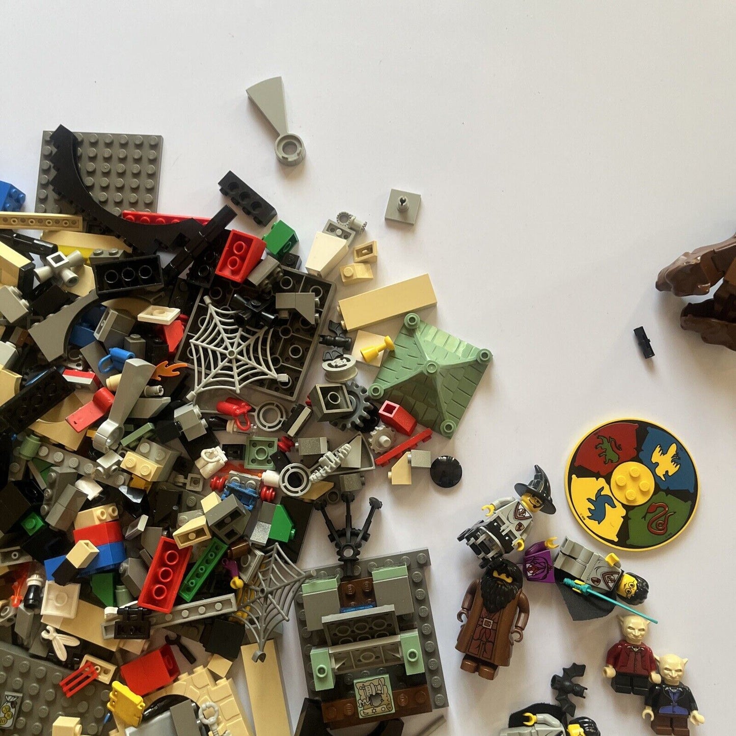 Harry Potter Lego 1.2kg Bulk Lot Character Parts Bricks