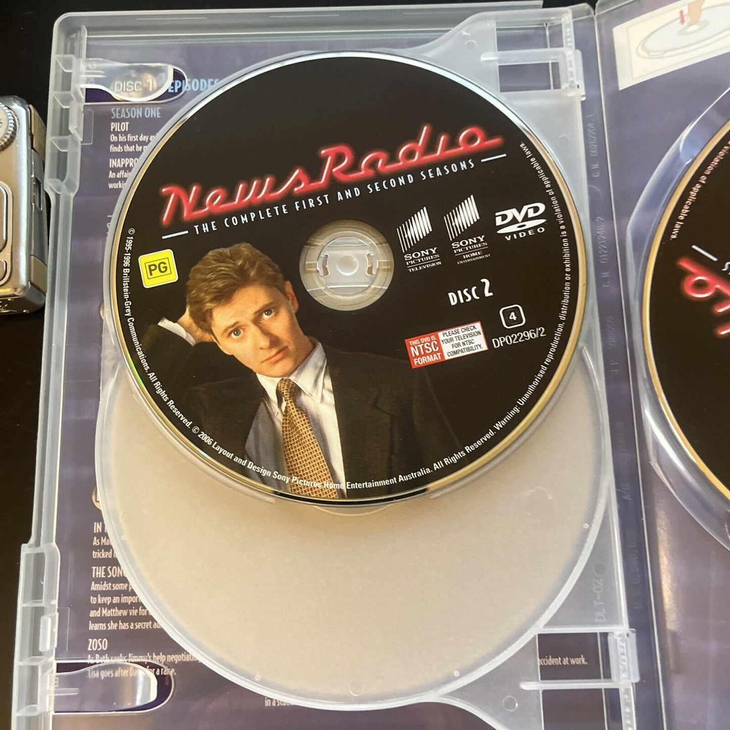 News Radio : Season 1 & 2 (DVD, 1995, 3-Disc) Joe Rogan, Phil Hartman, Region 4